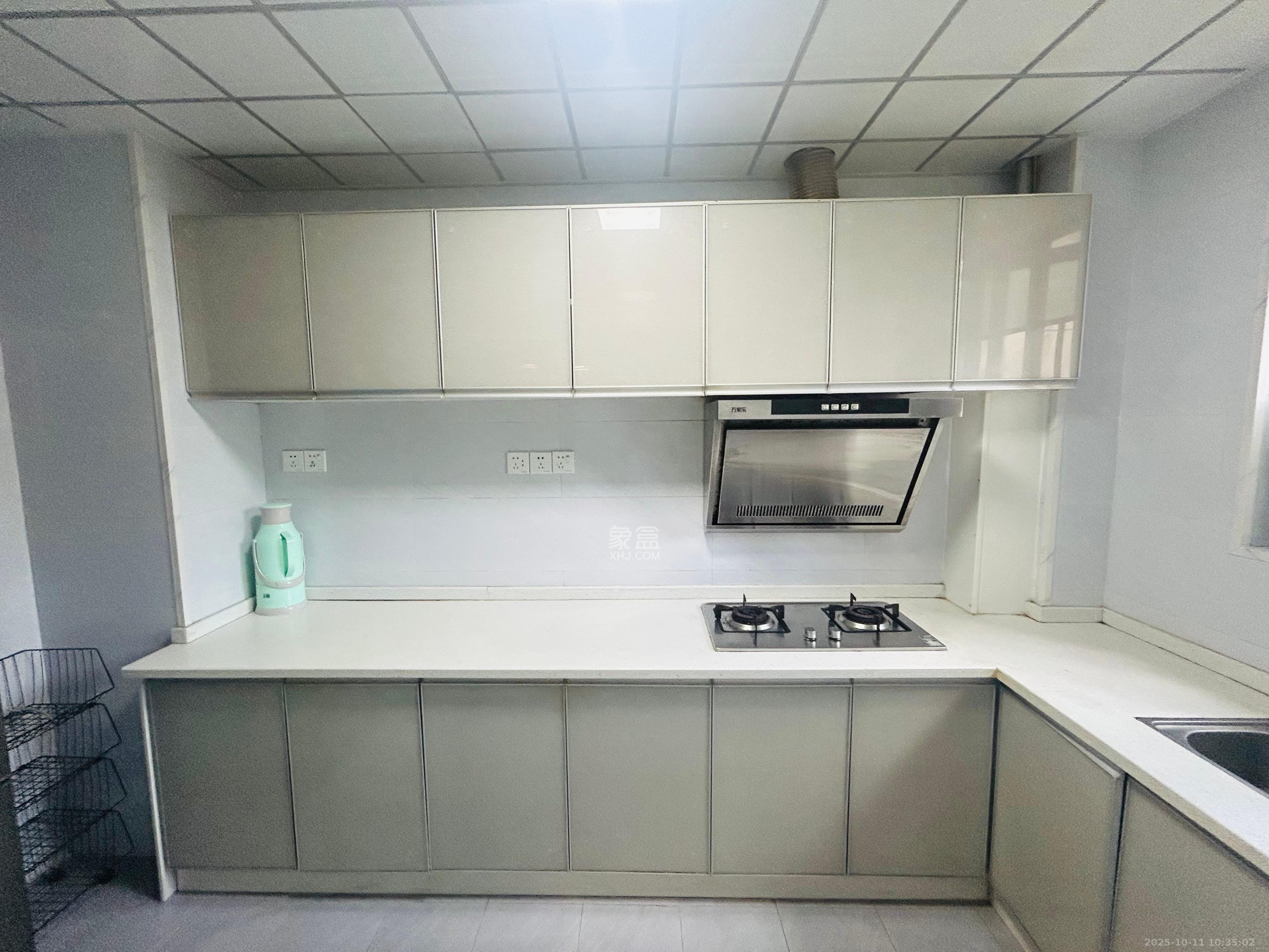 惠天然梅岭国际  4室2厅2卫    3200.0元/月室内图