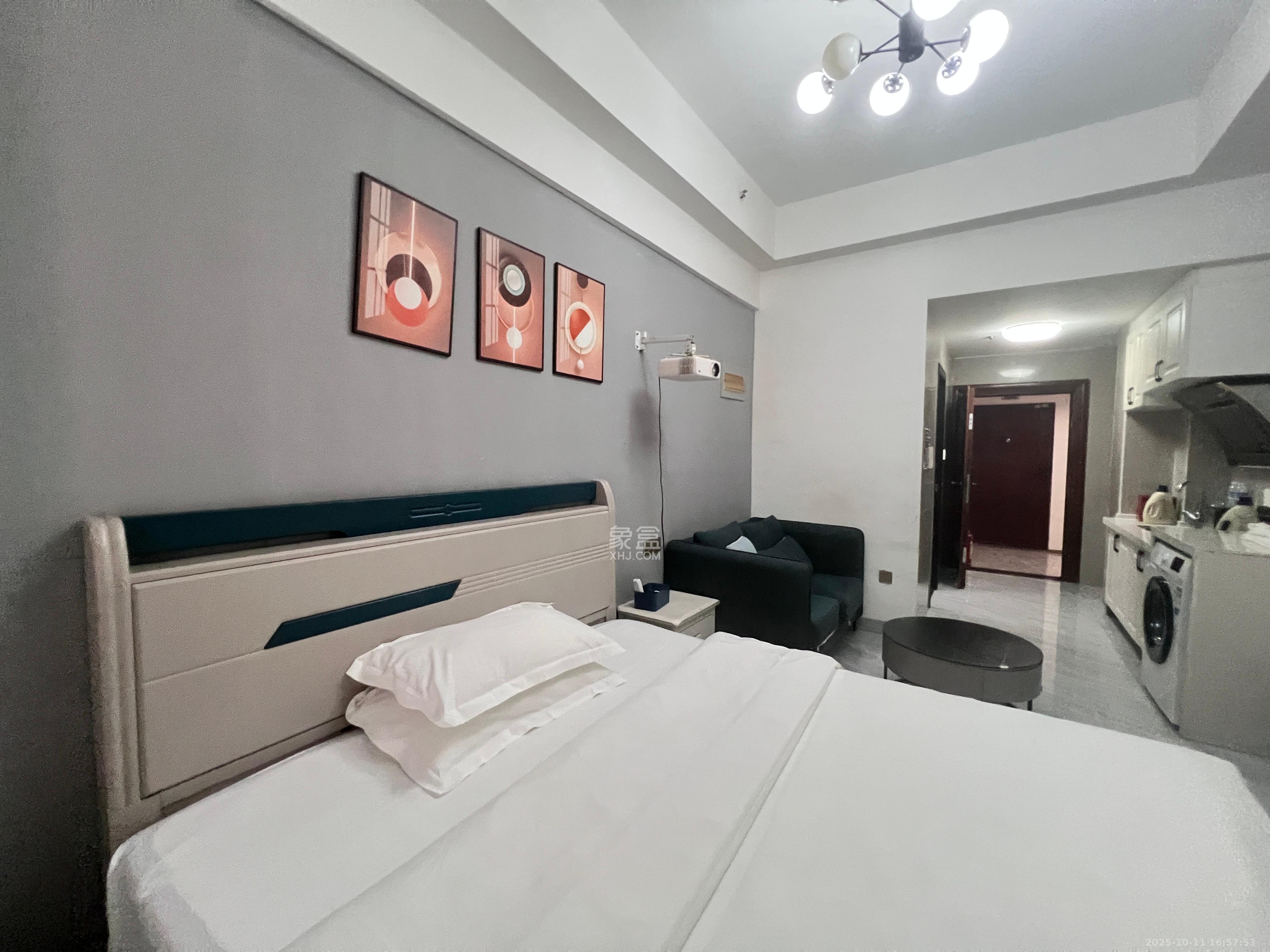 长沙高铁吾悦广场 1室1厅1卫 1400.0元/月 长沙高铁吾悦广场 1室1厅1卫 1400.0元/月室内图