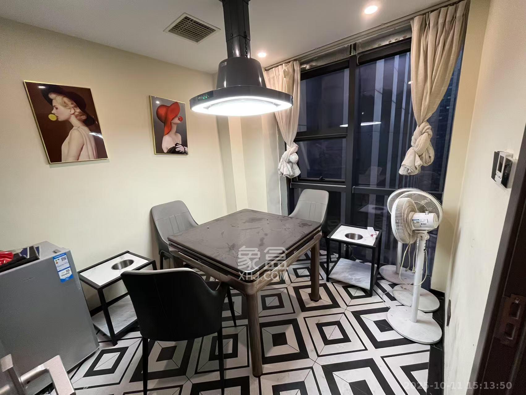 万坤图财富广场  4室1厅4卫    5800.0元/月 万坤图财富广场  4室1厅4卫    5800.0元/月室内图