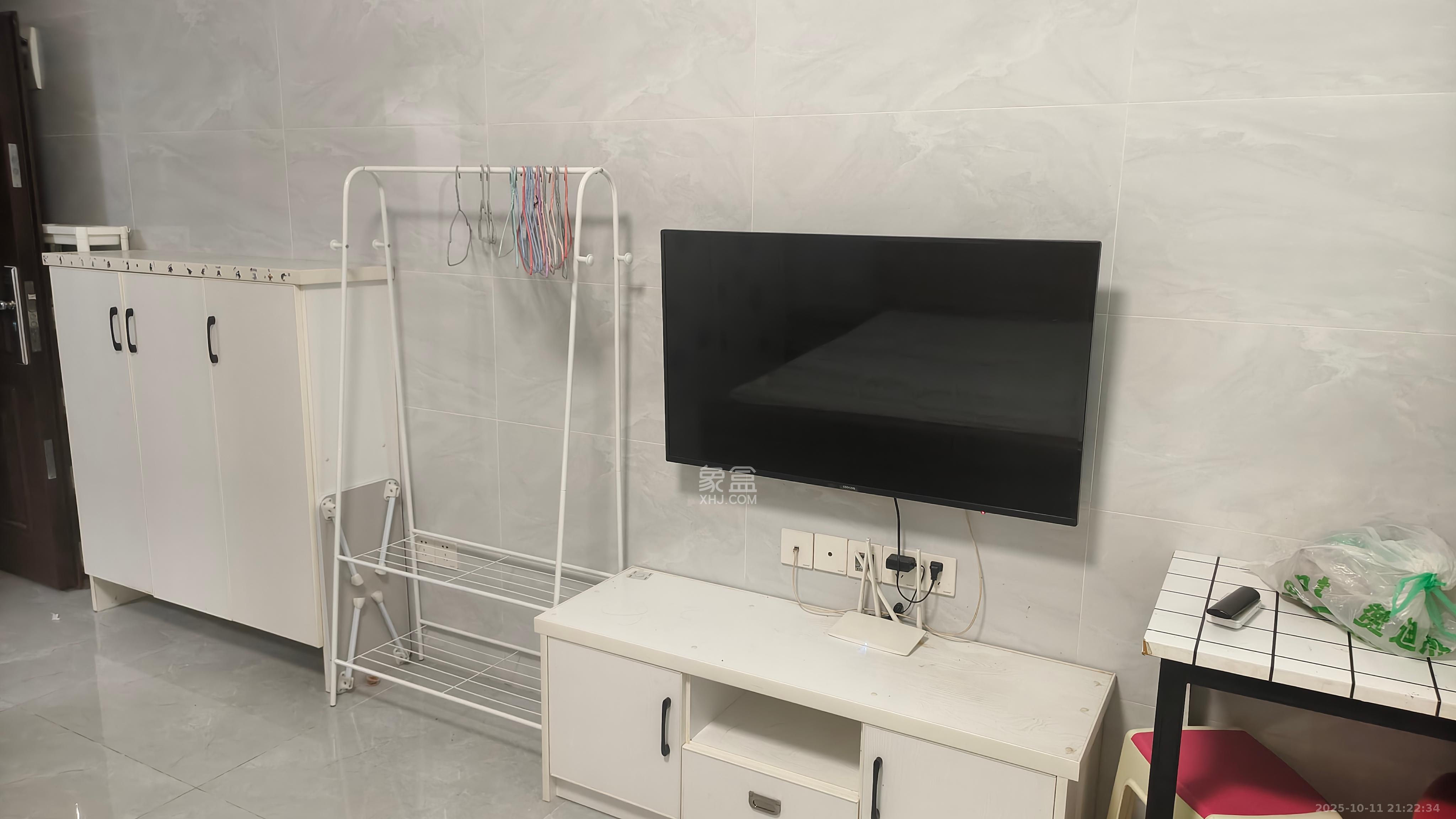 同鑫家园  1室1厅1卫    1300.0元/月室内图