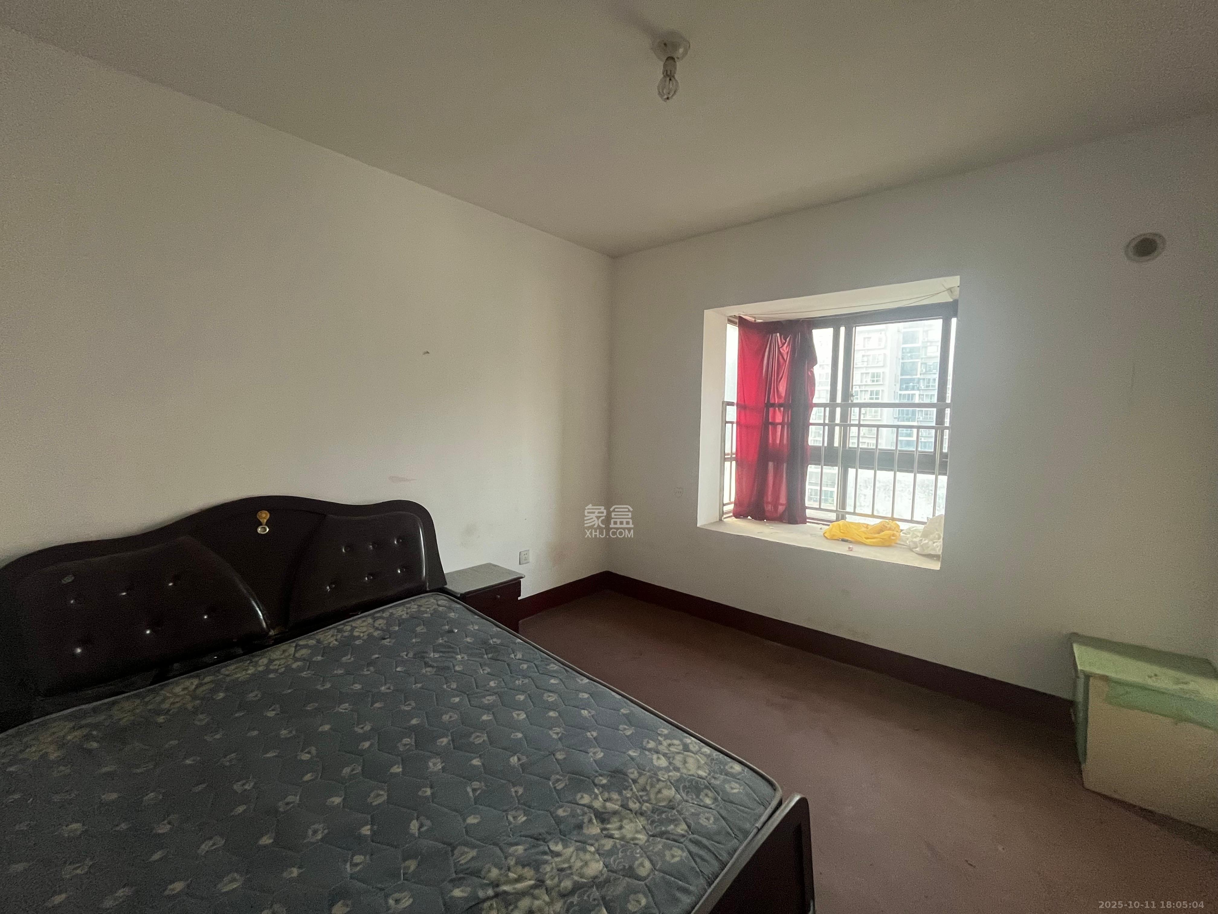 鑫天山水洲城 3室2厅2卫 1600.0元/月 鑫天山水洲城 3室2厅2卫 1600.0元/月室内图