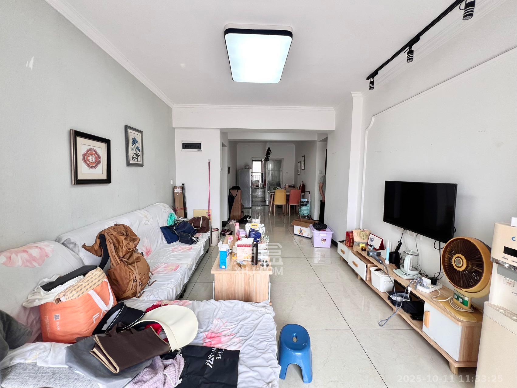 富瑞星座 2室2厅1卫 2000.0元/月 富瑞星座 2室2厅1卫 2000.0元/月室内图