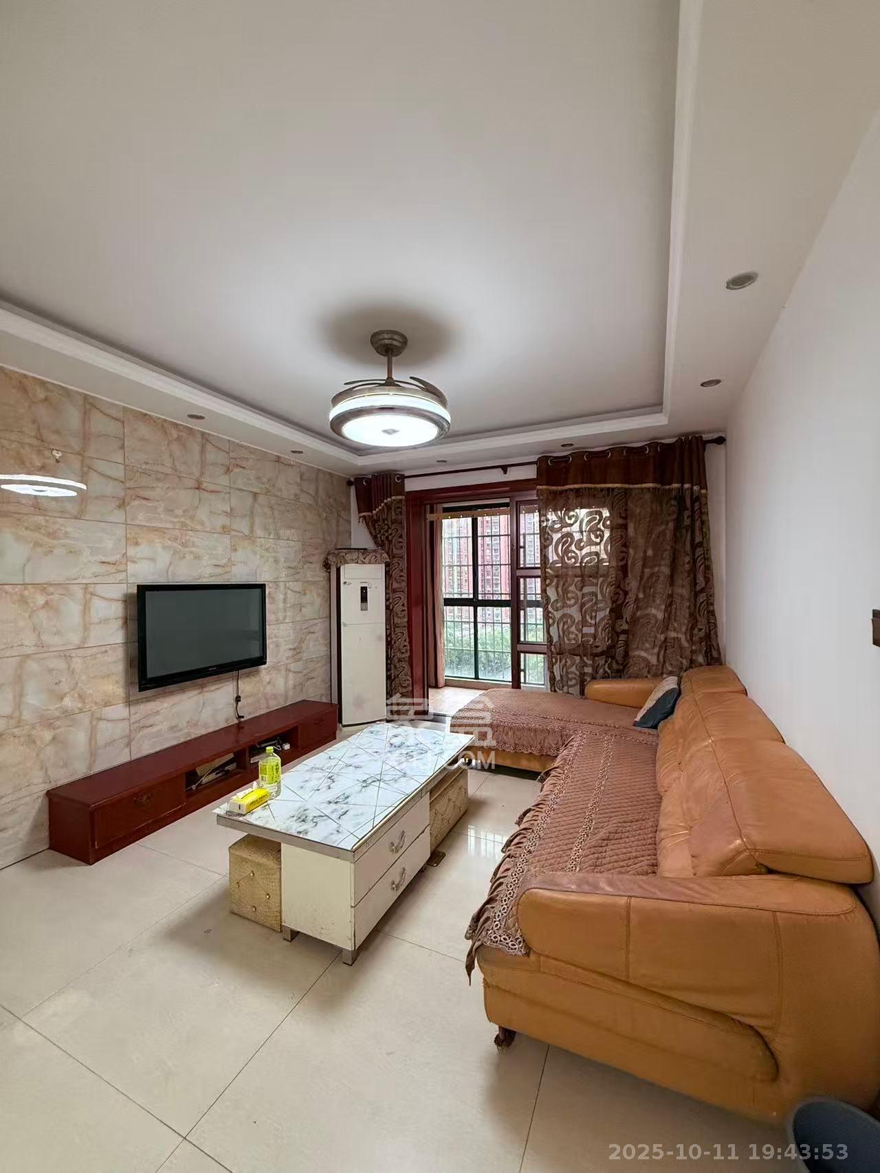 筑梦佳园  4室2厅1卫    1900.0元/月