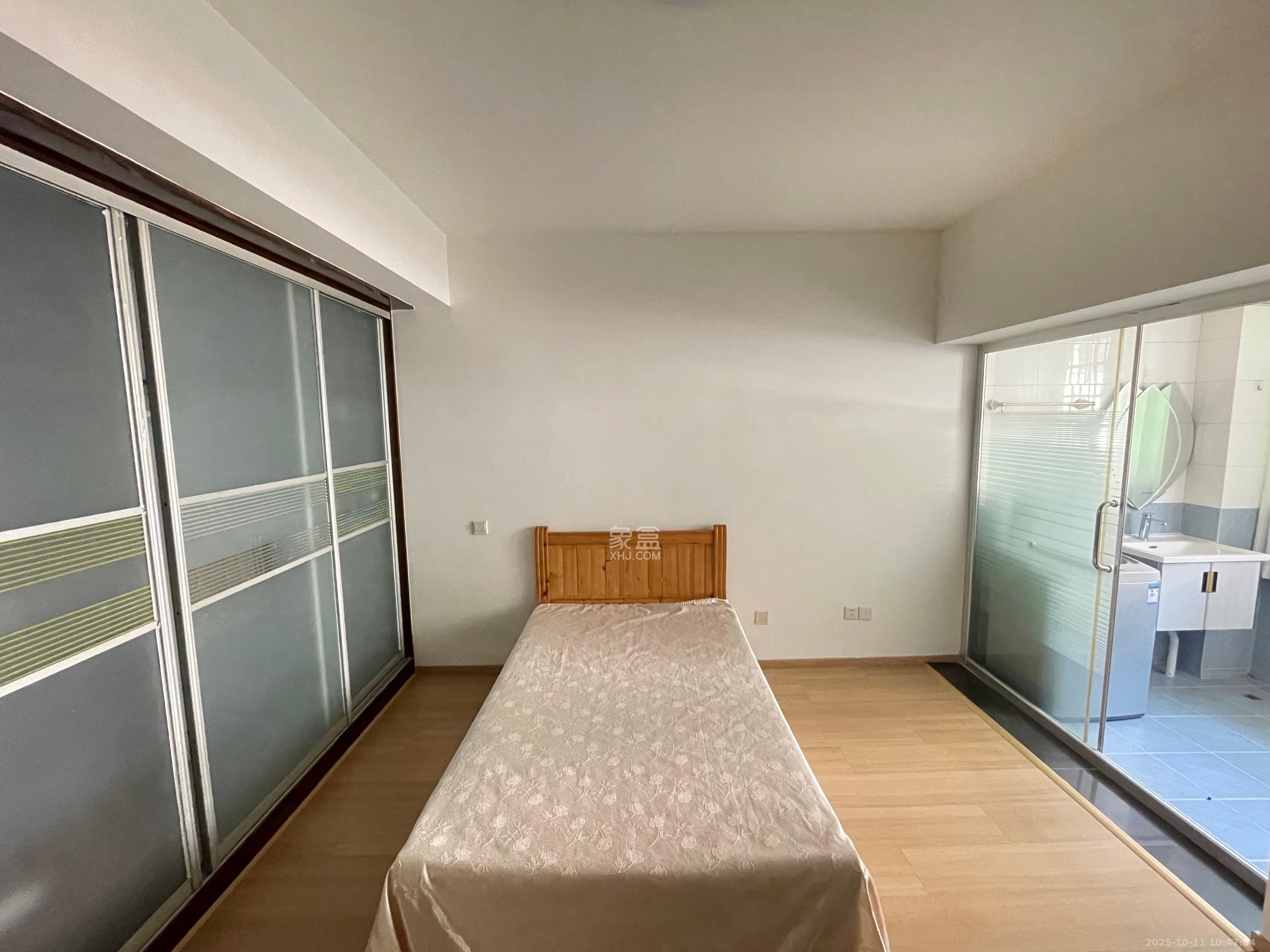 茶叶大市场“山水茗园”  2室2厅1卫    1200.0元/月室内图