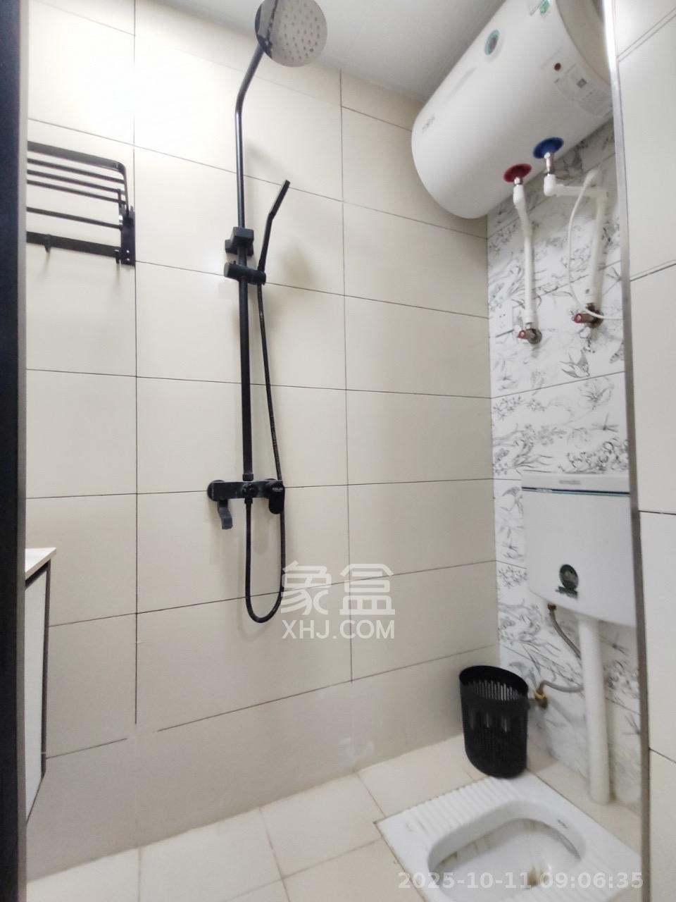 保利天禧EF区  1室1厅1卫    1600.0元/月 保利天禧EF区  1室1厅1卫    1600.0元/月室内图