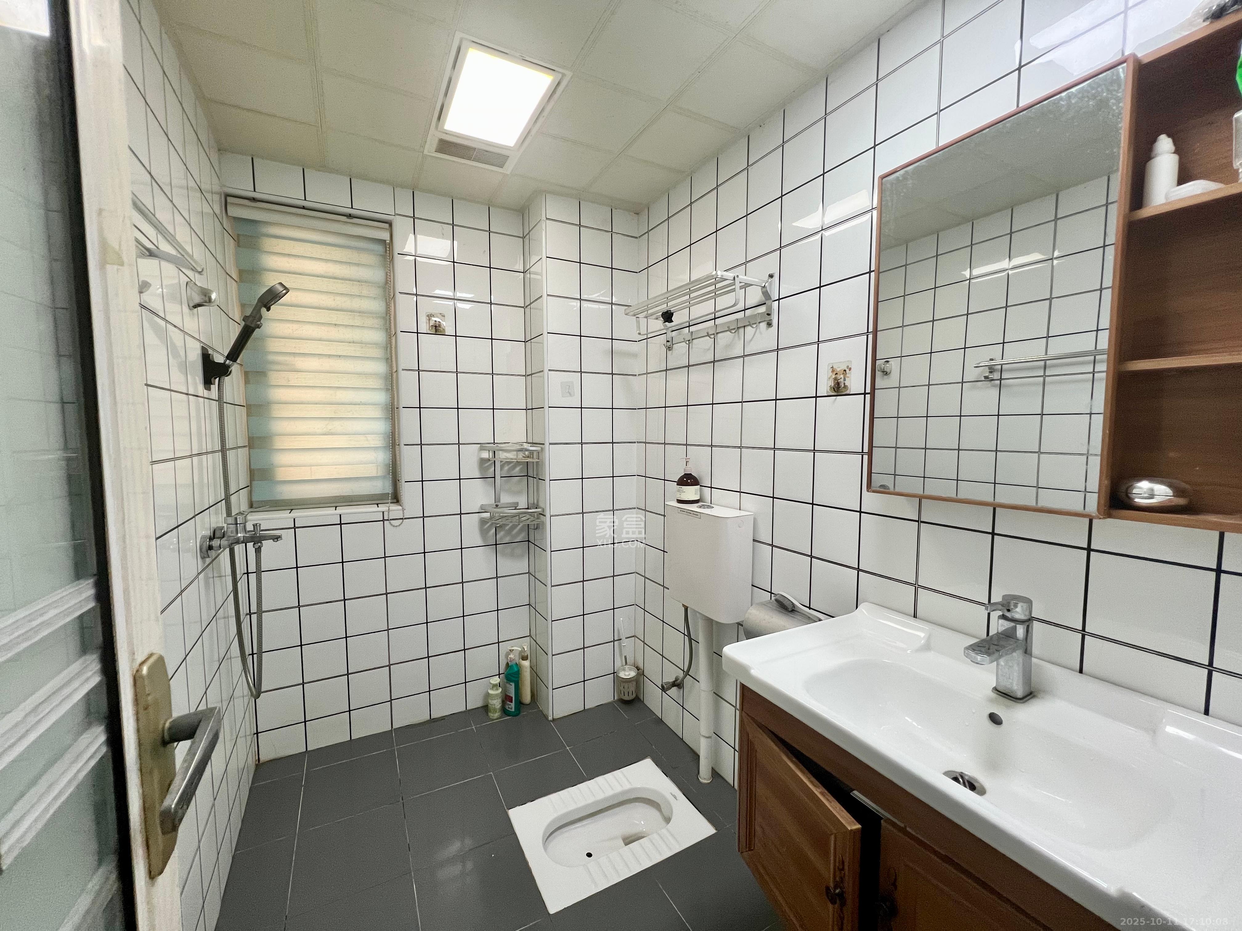 钱隆世家 3室2厅2卫 2000.0元/月 钱隆世家 3室2厅2卫 2000.0元/月室内图