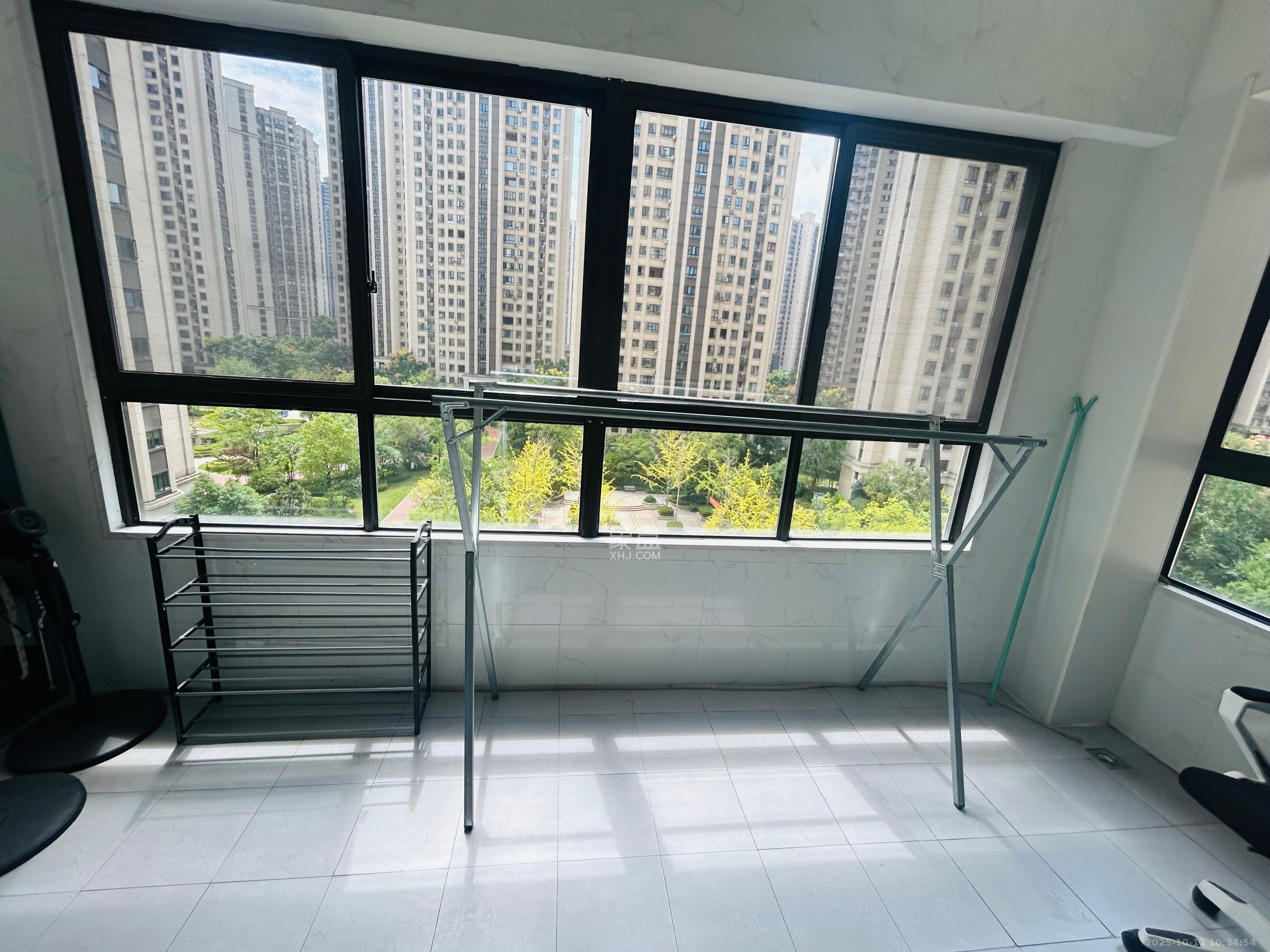 惠天然梅岭国际 4室2厅2卫 3200.0元/月 惠天然梅岭国际 4室2厅2卫 3200.0元/月室内图