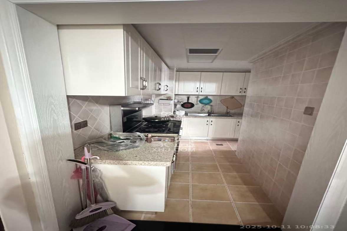 亚商国际  2室1厅1卫    2000.0元/月 亚商国际  2室1厅1卫    2000.0元/月室内图