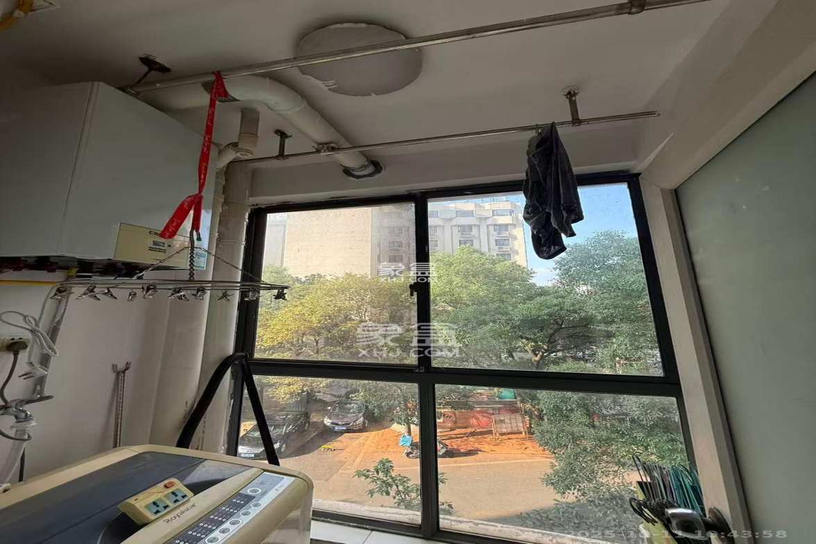 欧园 2室2厅1卫 2600.0元/月 欧园 2室2厅1卫 2600.0元/月室内图