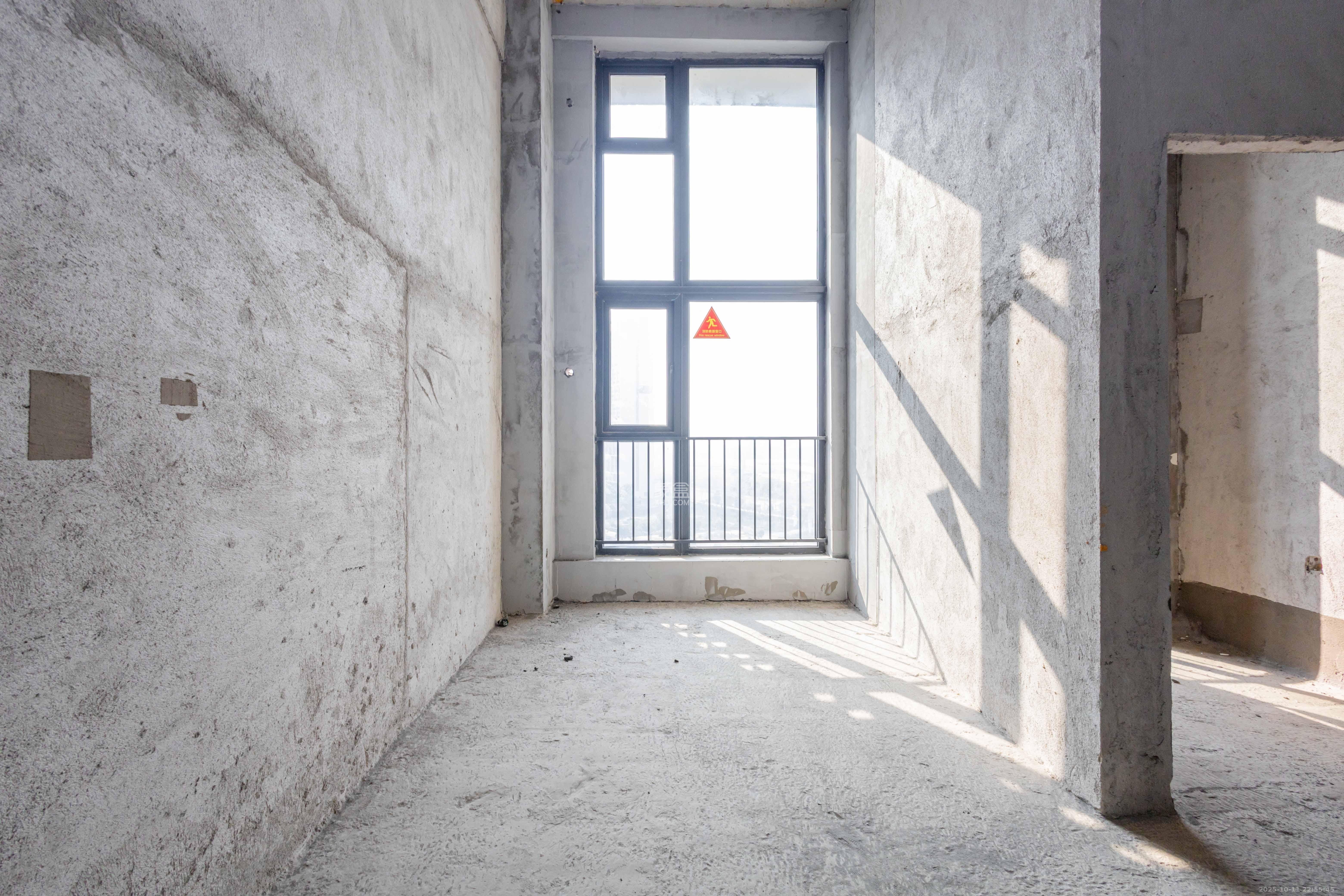 华远碧桂园海蓝城  1室1厅1卫    30.8万客厅