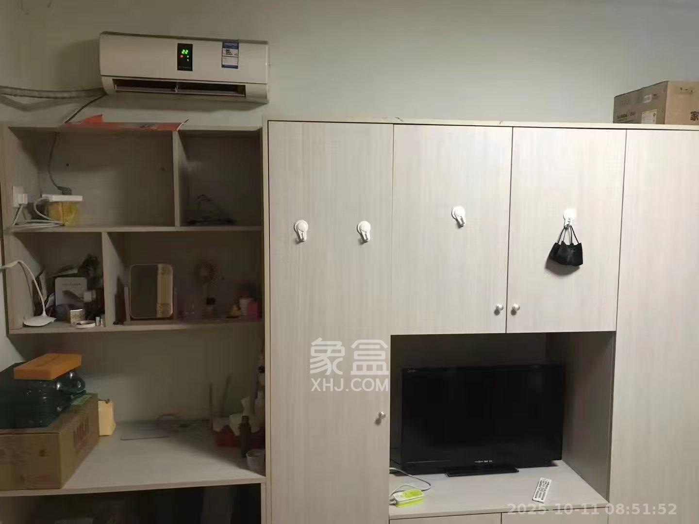海林馨香雅苑  1室1厅1卫    1500.0元/月室内图1