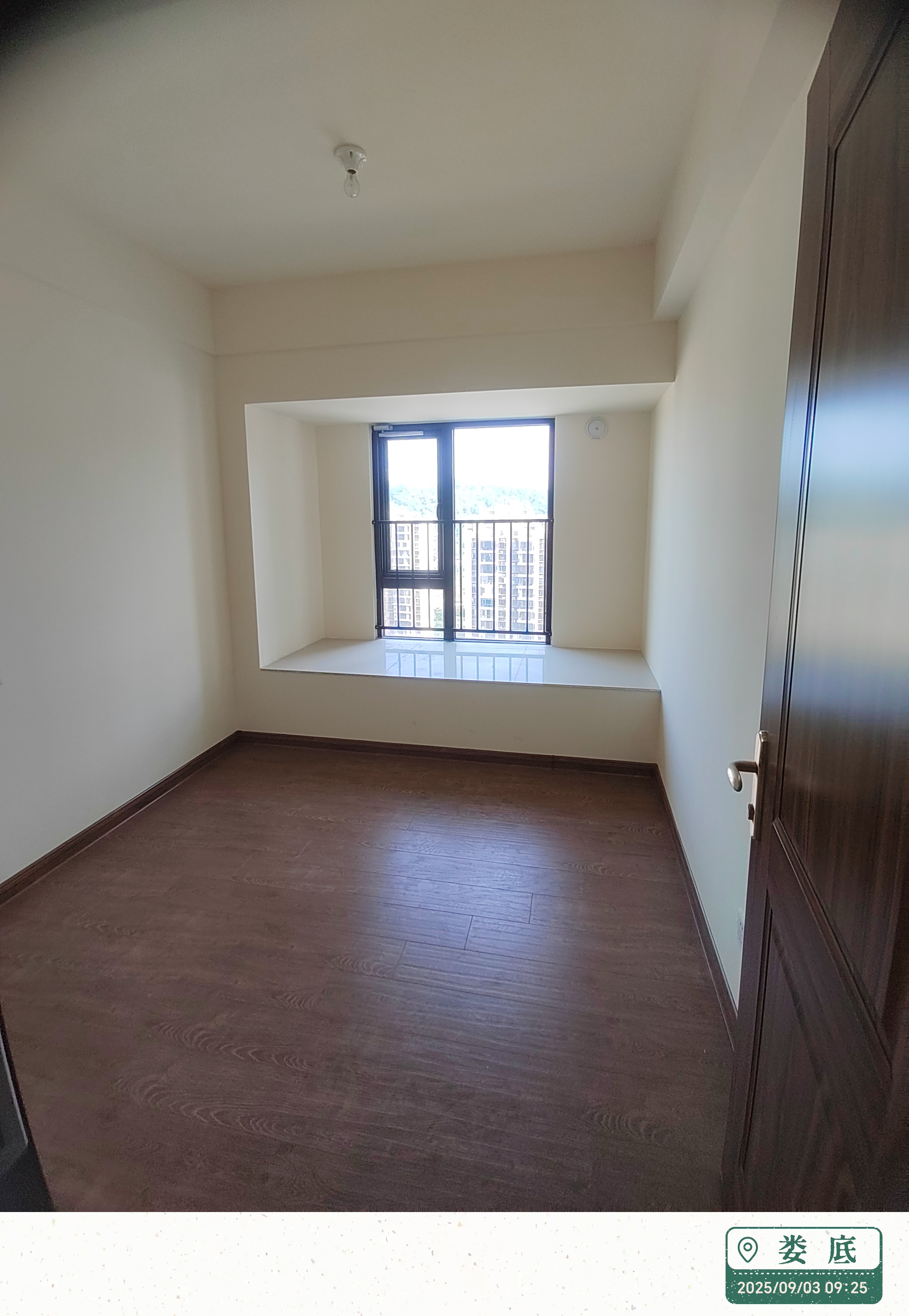 罗家小区西区 1室0厅0卫 700.0元/月 罗家小区西区 1室0厅0卫 700.0元/月室内图