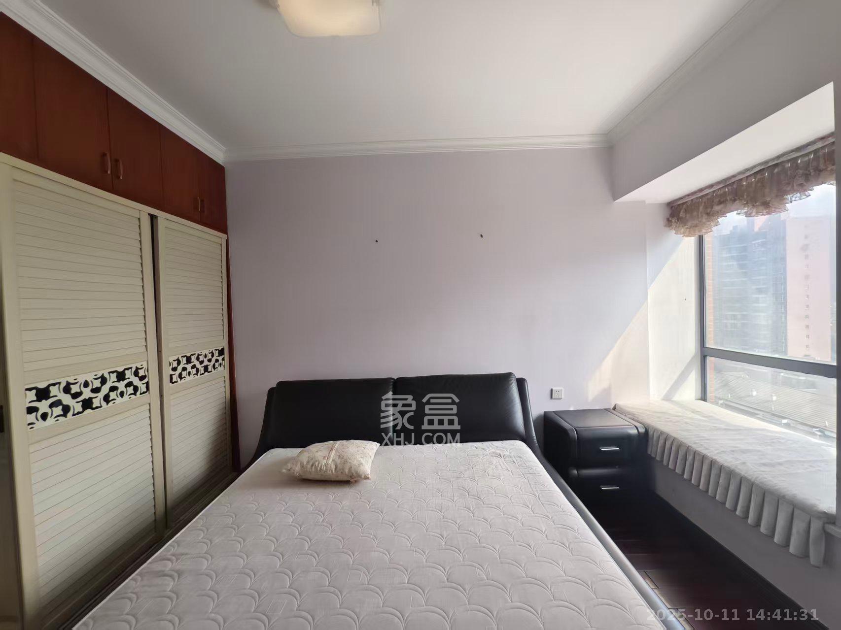 盛地尊域 4室2厅2卫 1900.0元/月 盛地尊域 4室2厅2卫 1900.0元/月室内图