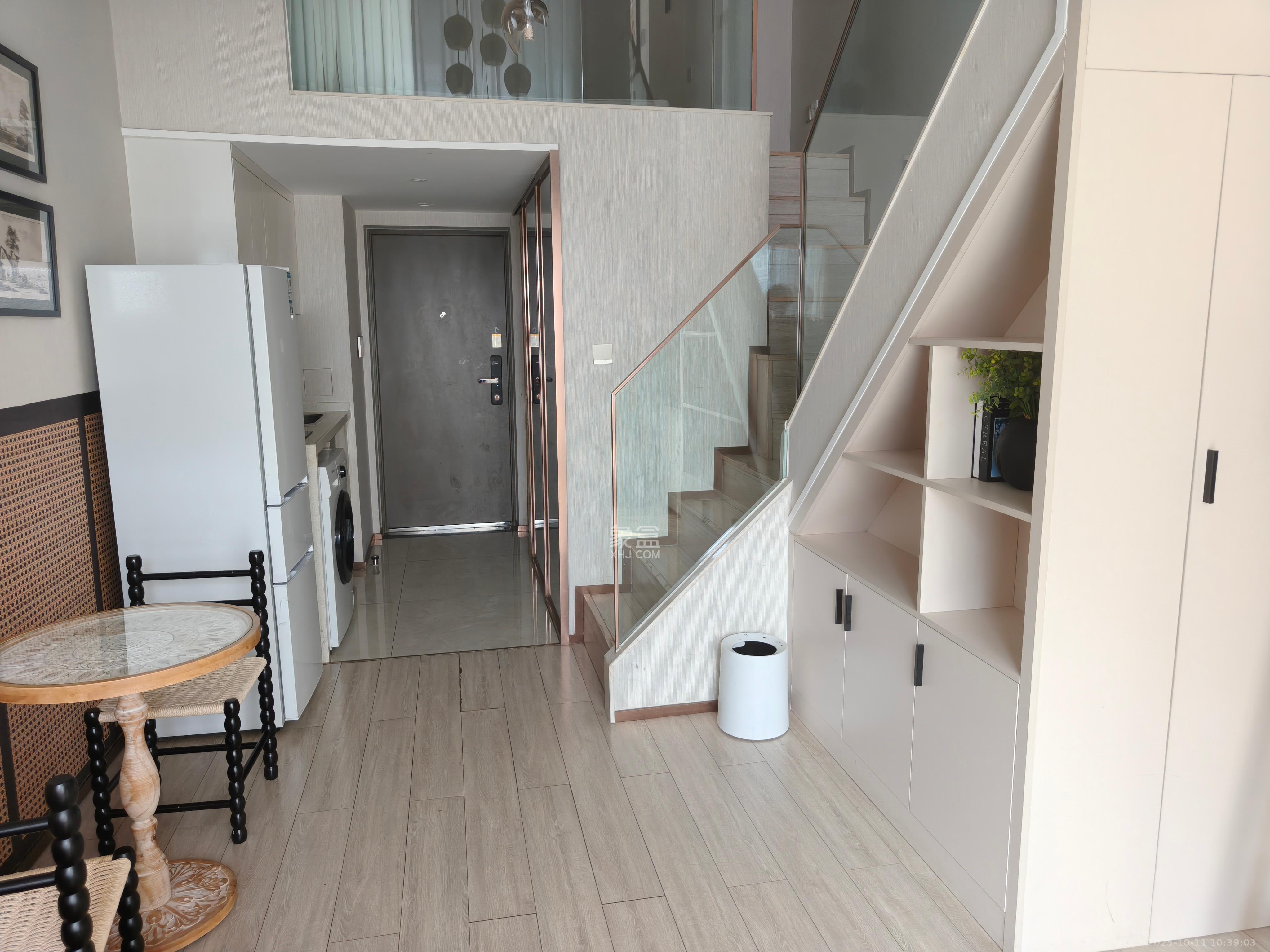 华远华时代  2室1厅1卫    2600.0元/月室内图