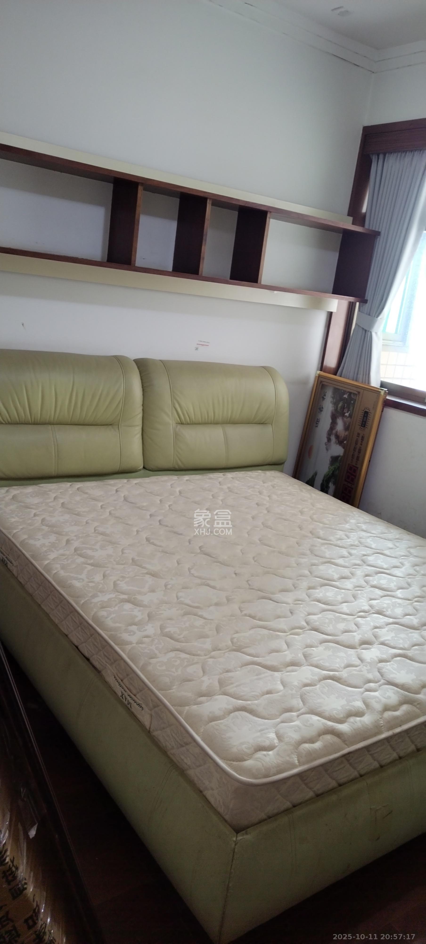 莲湖大厦 3室2厅2卫 2200.0元/月 莲湖大厦 3室2厅2卫 2200.0元/月室内图