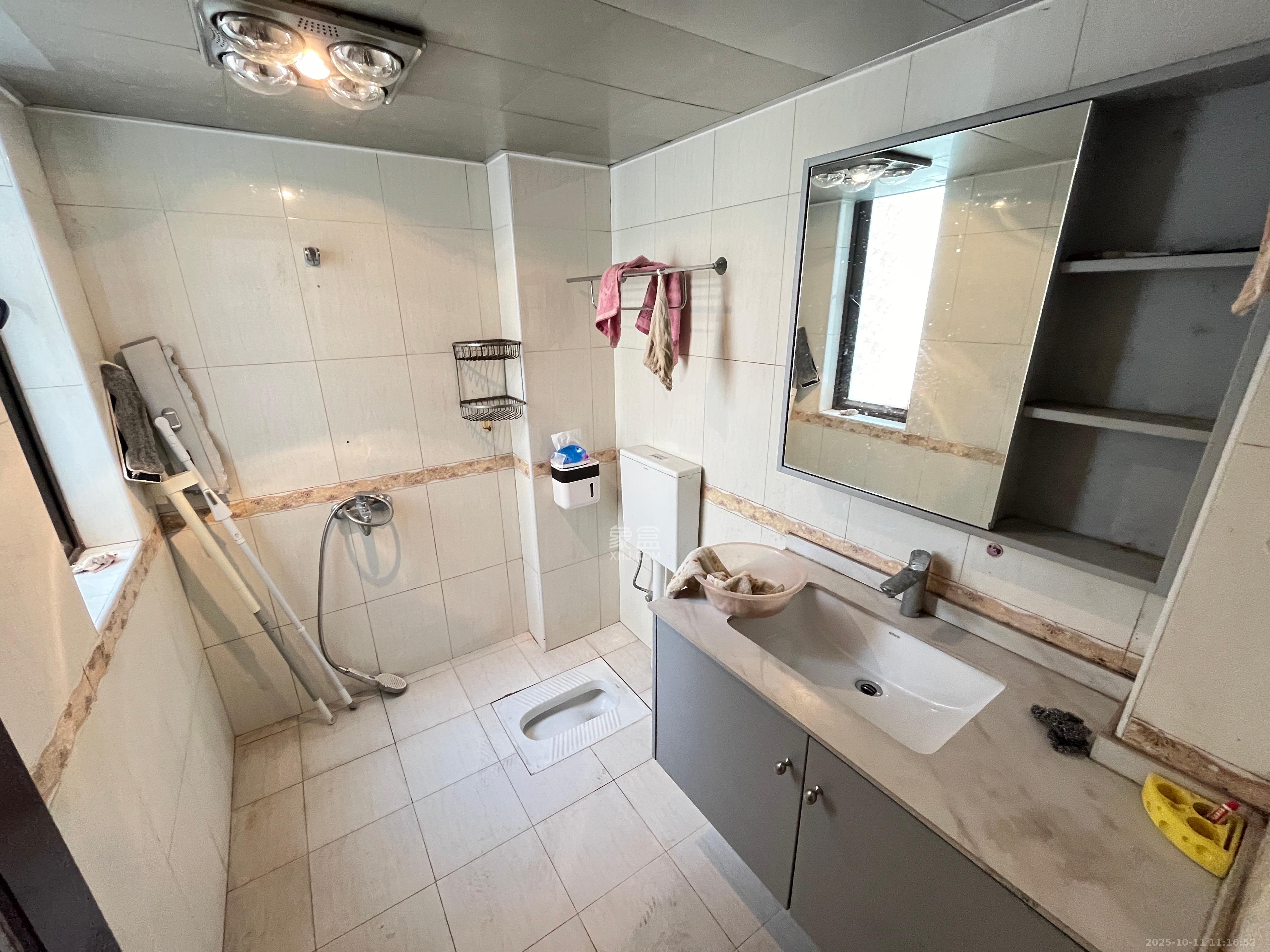 旭辉藏郡(藏郡、旭湘华府) 3室2厅1卫 2600.0元/月 旭辉藏郡(藏郡、旭湘华府) 3室2厅1卫 2600.0元/月室内图