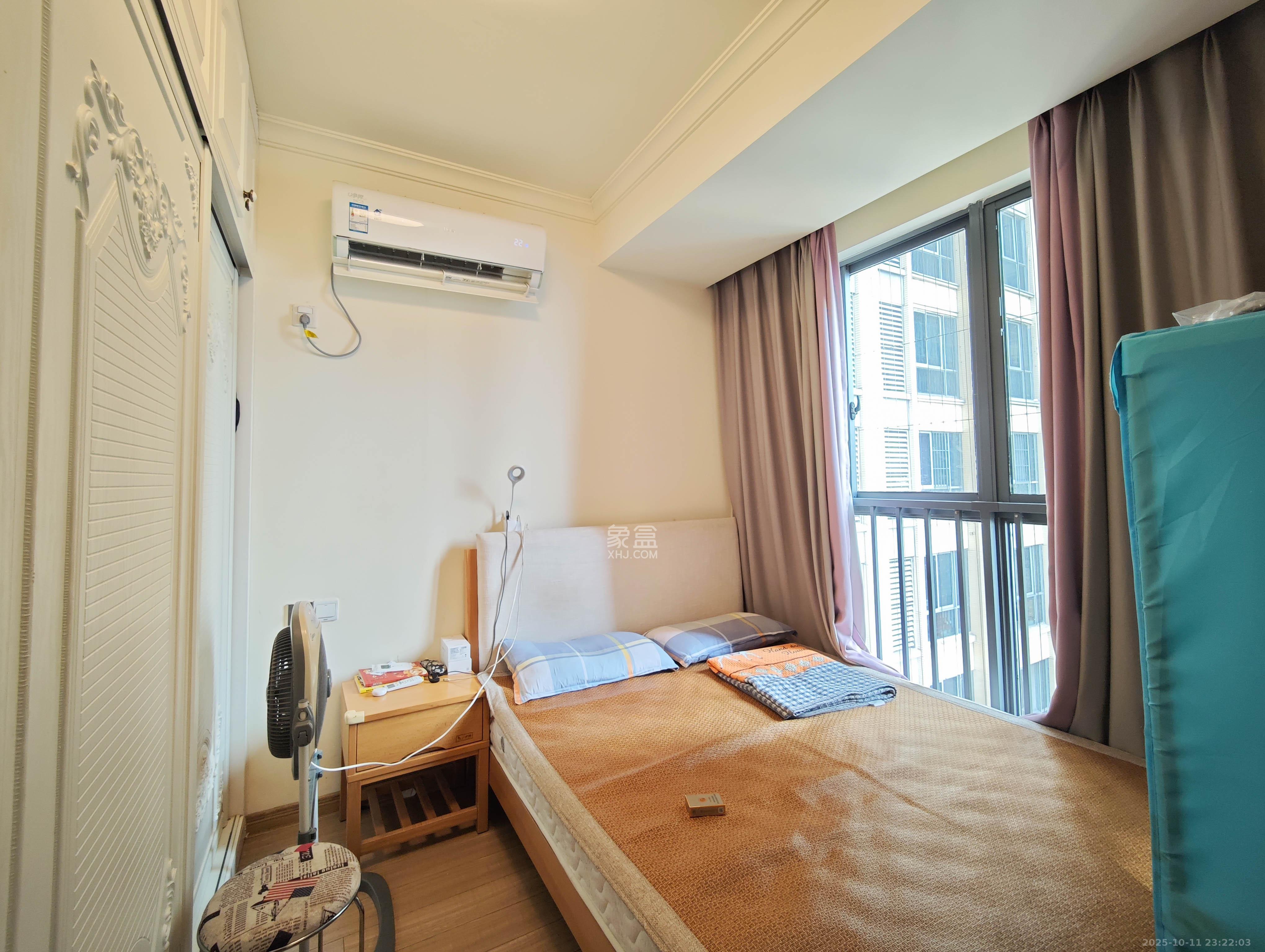 碧桂园南城首府（东宸林海）  3室1厅2卫    85.0万卧室