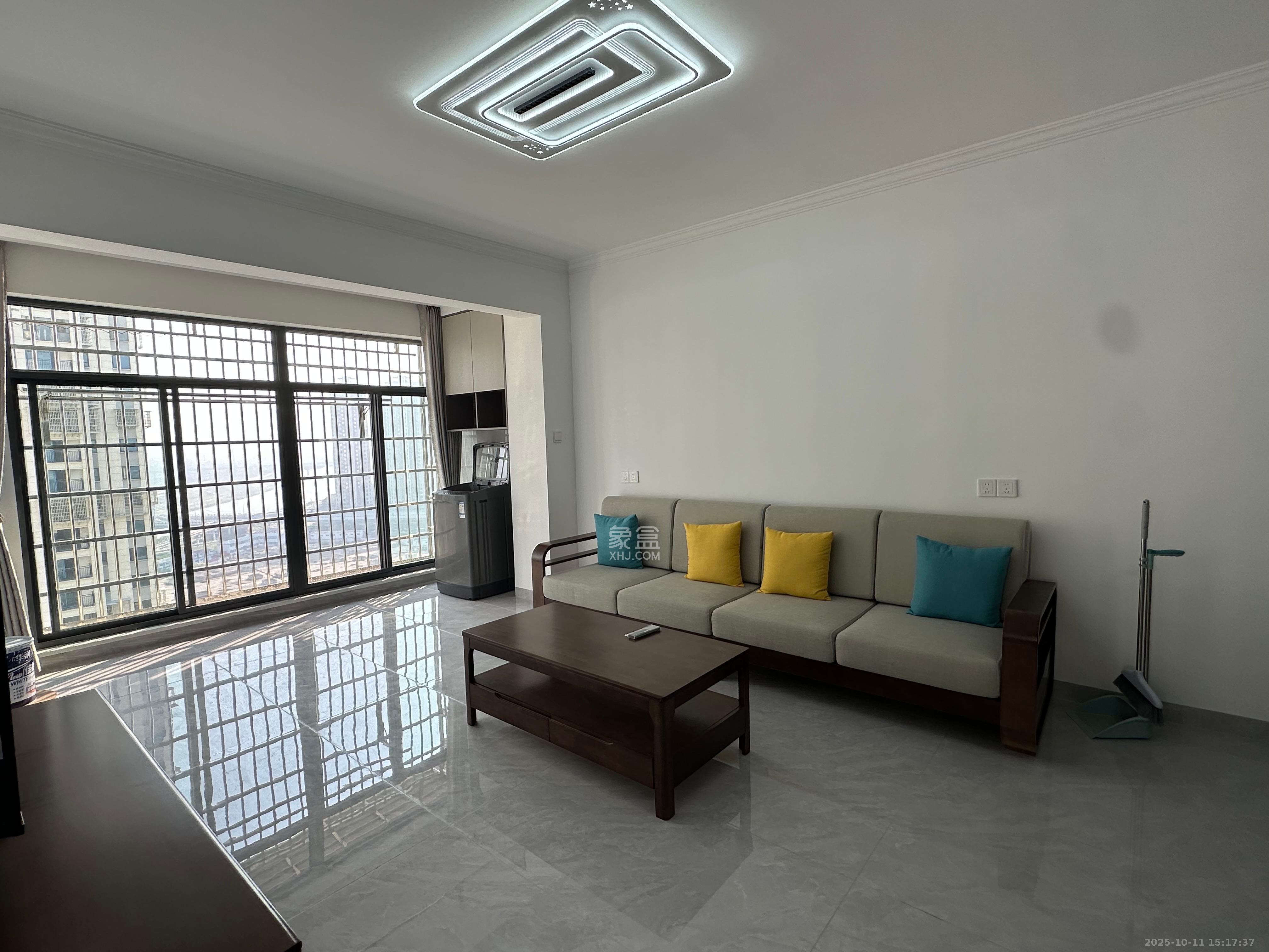 和景家园二期  1室0厅0卫    2000.0元/月