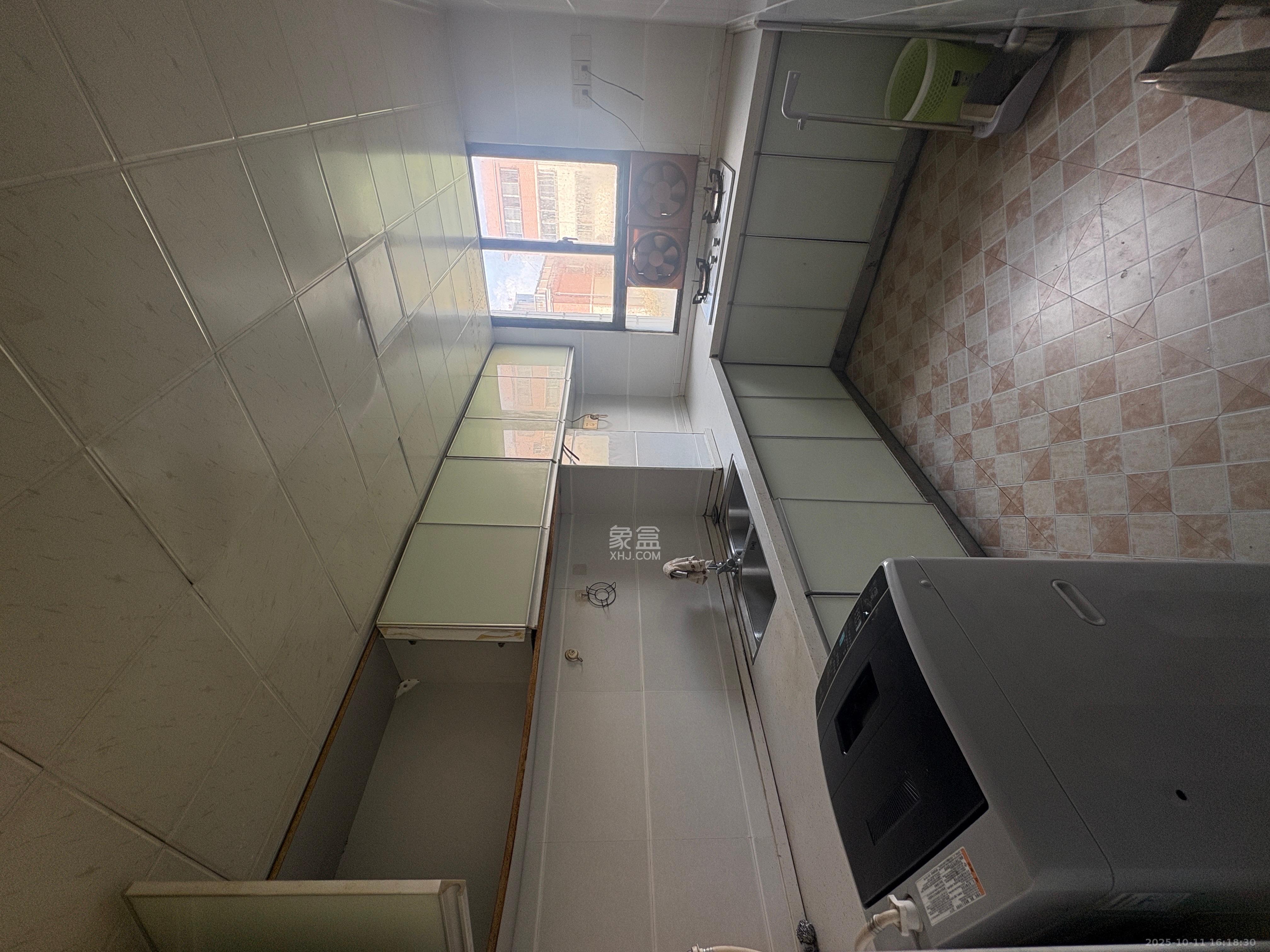 下工商银行宿舍 2室1厅1卫 1700.0元/月 下工商银行宿舍 2室1厅1卫 1700.0元/月室内图