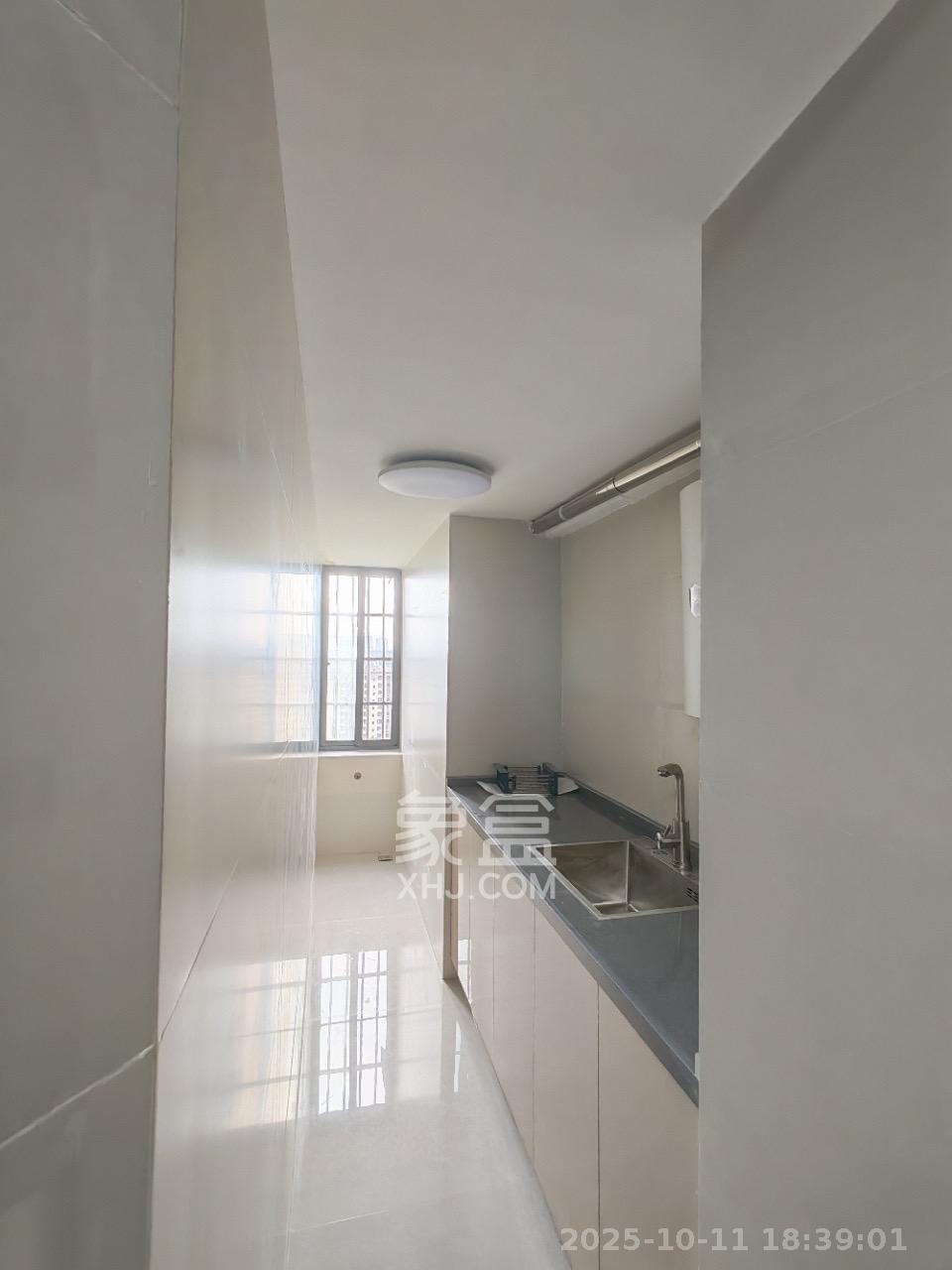 新城悦隽公园 1室0厅0卫 1600.0元/月 新城悦隽公园 1室0厅0卫 1600.0元/月室内图