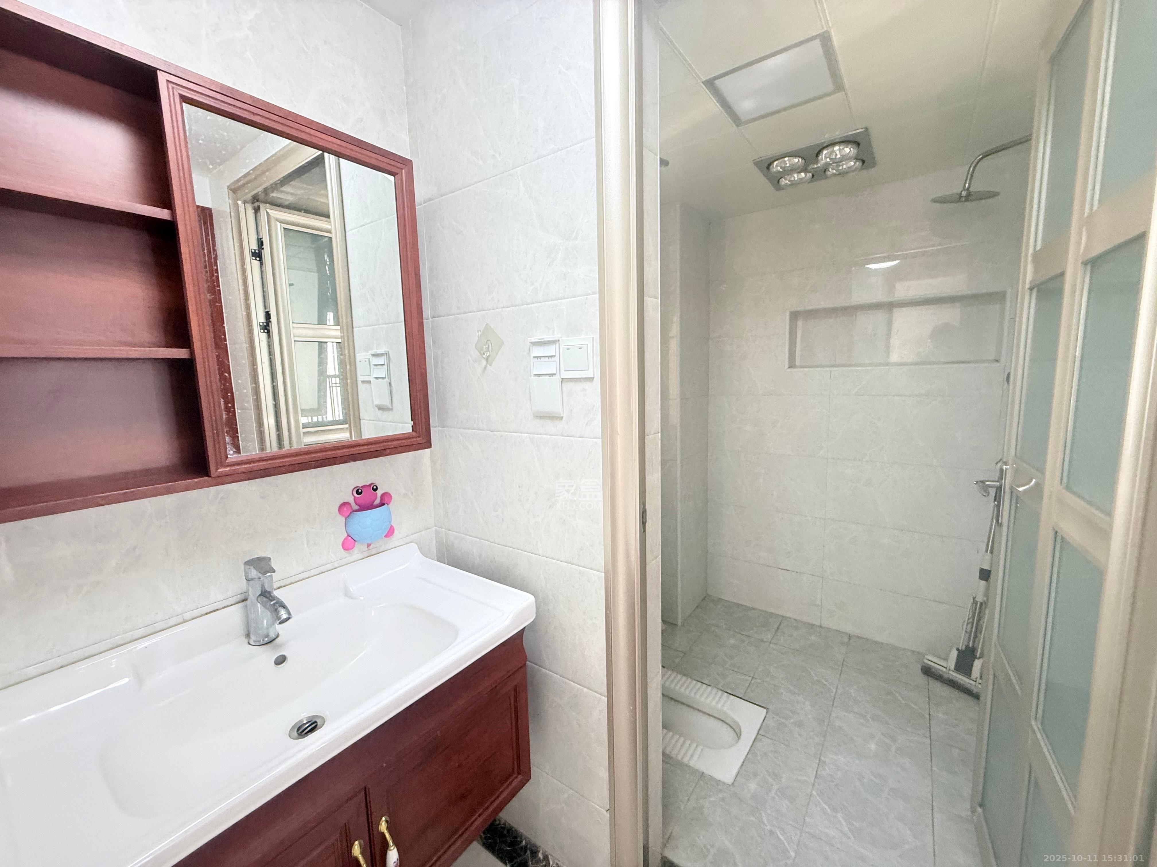 绿地之窗 2室1厅1卫 2000.0元/月 绿地之窗 2室1厅1卫 2000.0元/月室内图