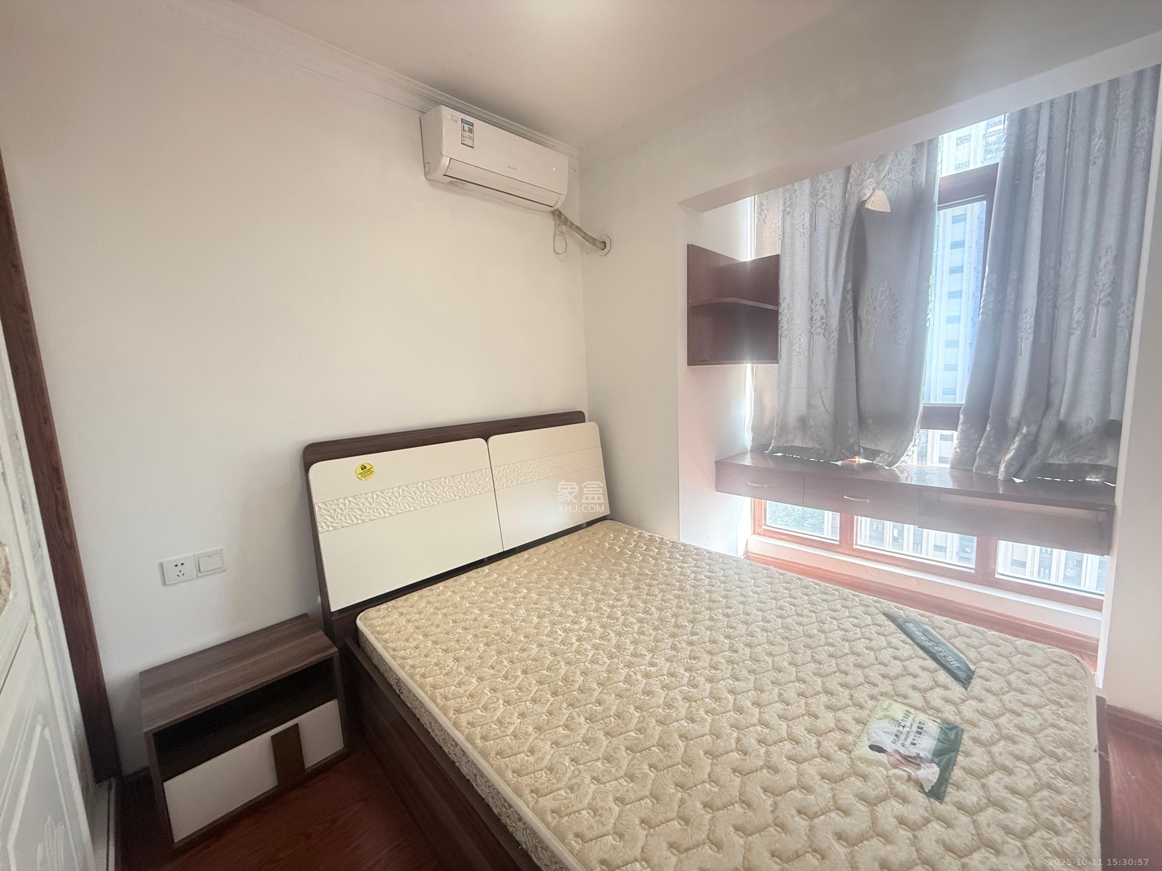 绿地之窗 2室1厅1卫 2000.0元/月 绿地之窗 2室1厅1卫 2000.0元/月室内图