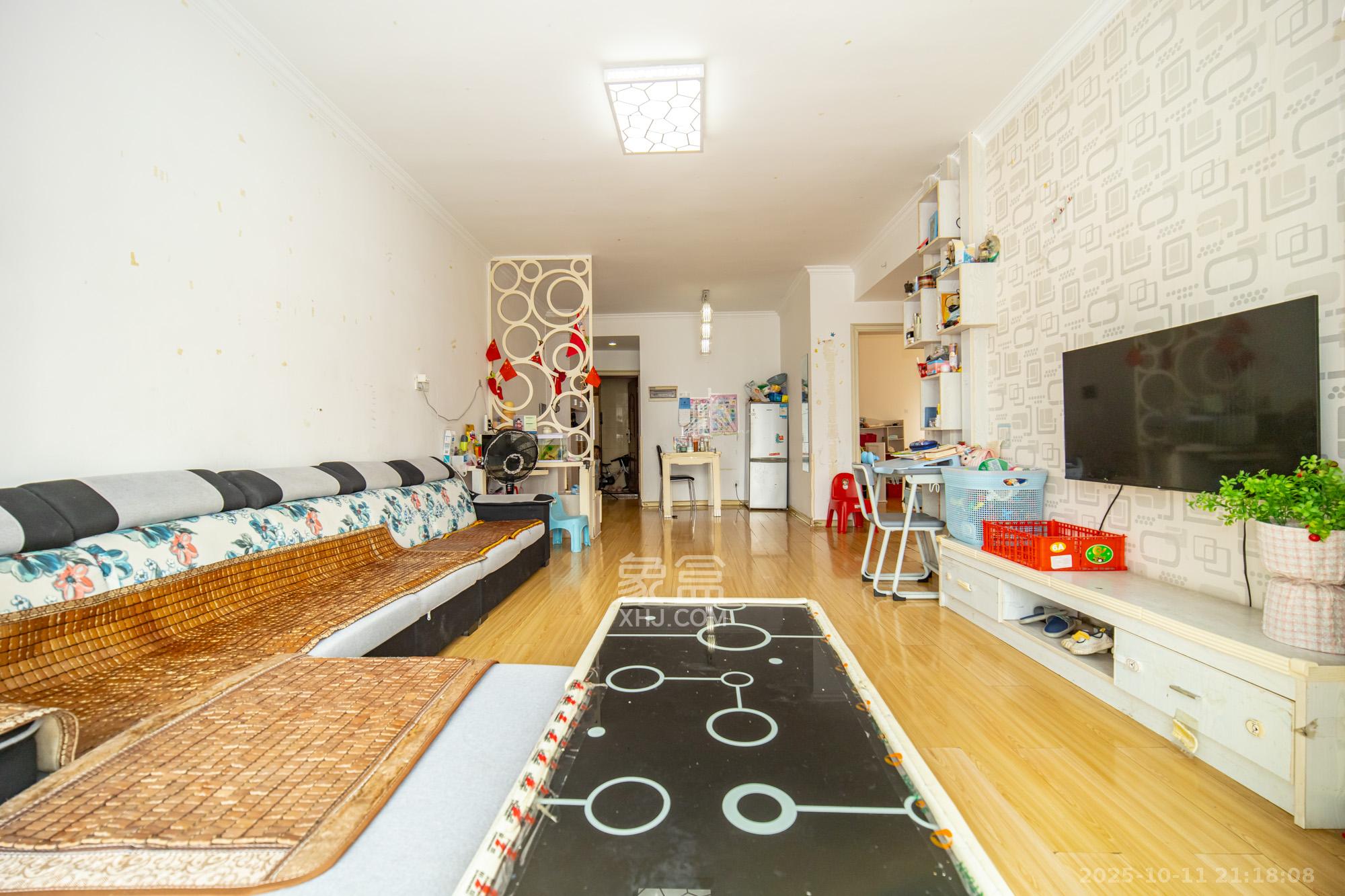 恒广国际景园一二区  2室2厅1卫    54.0万