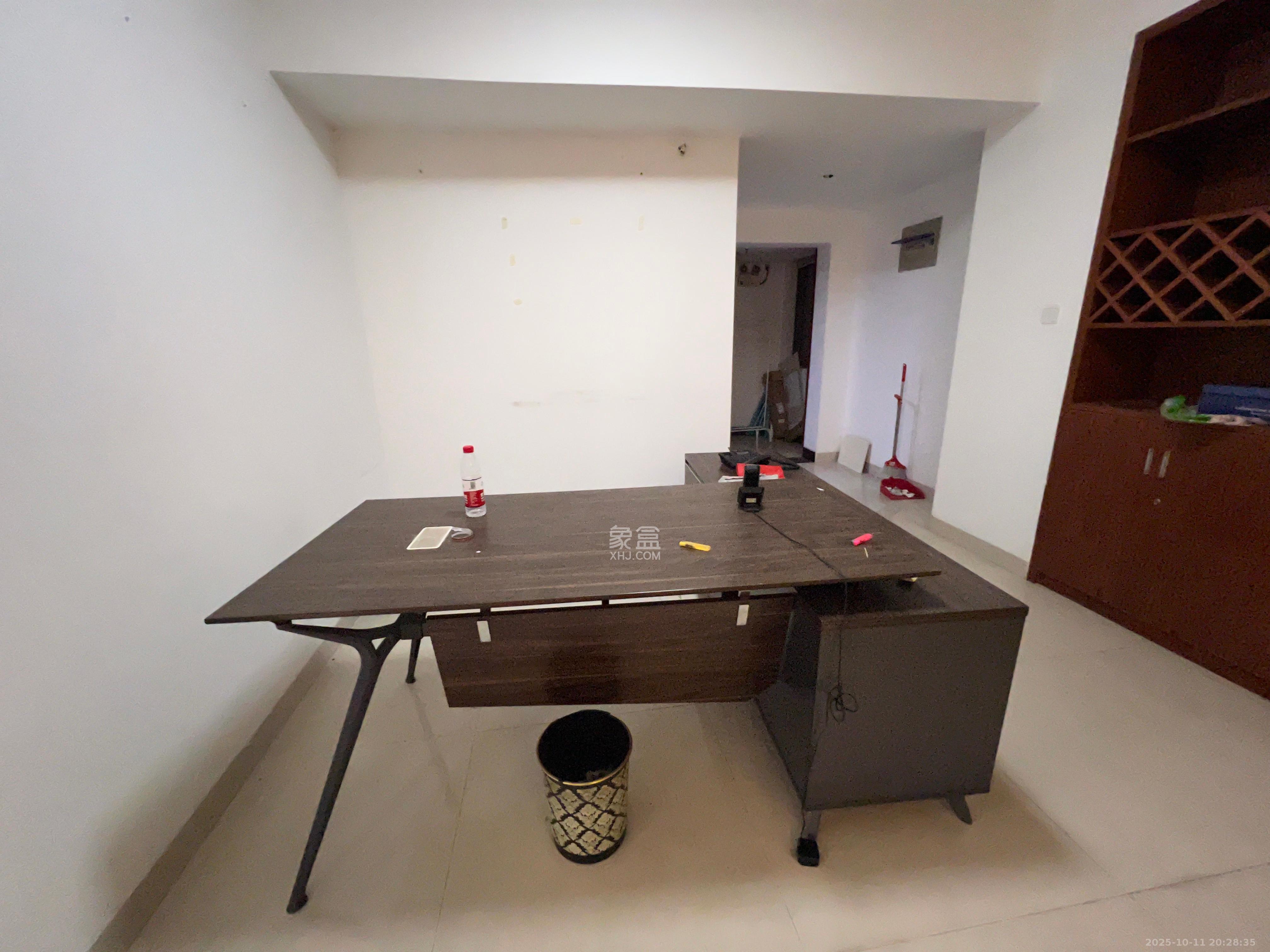 汇达国际公馆（汇达大厦）  2室1厅1卫    2400.0元/月