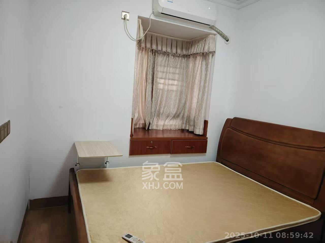 金科时代中心  3室2厅1卫    2000.0元/月室内图