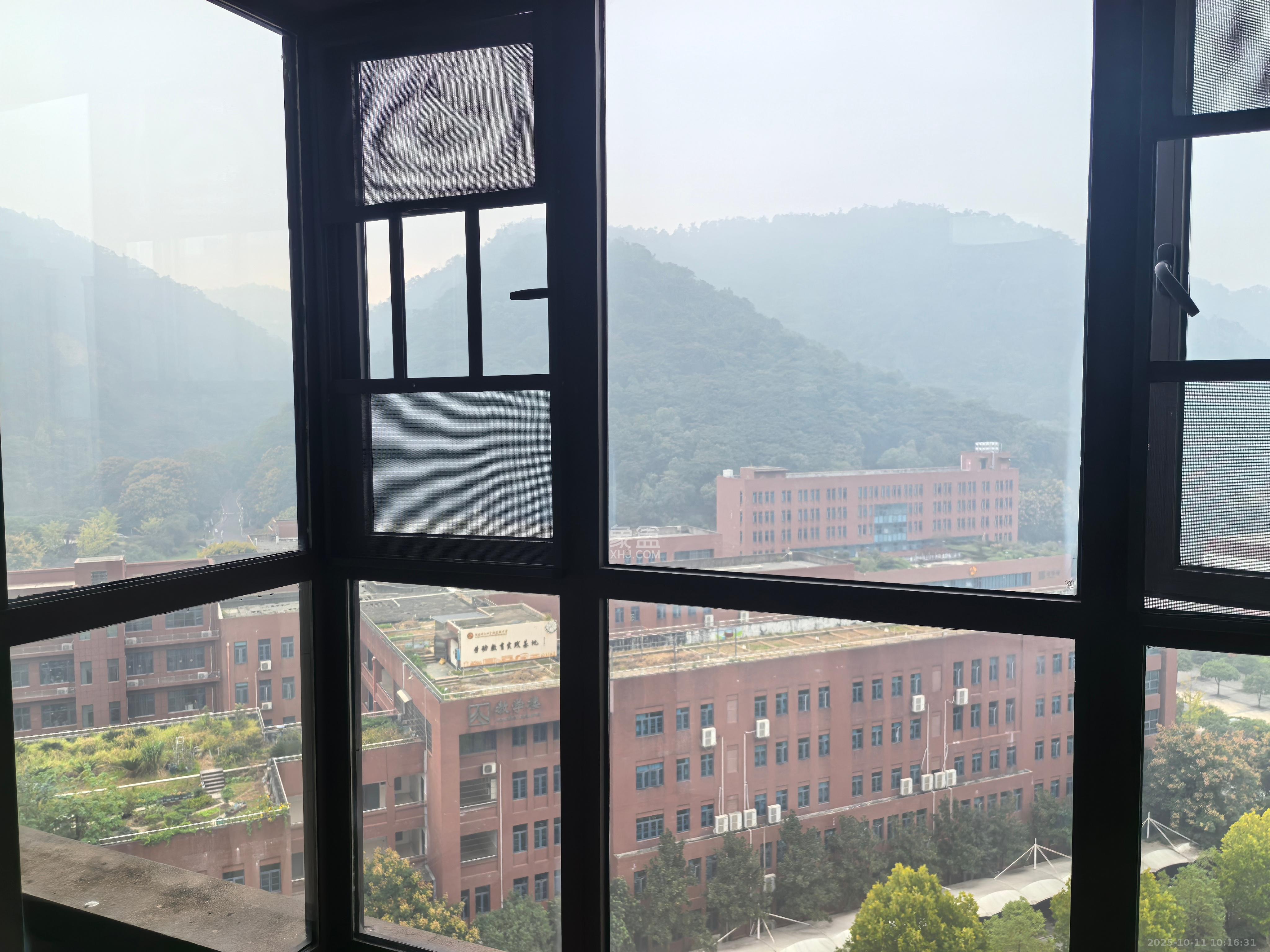 万科里梅溪郡  3室2厅2卫    3500.0元/月 万科里梅溪郡  3室2厅2卫    3500.0元/月室内图