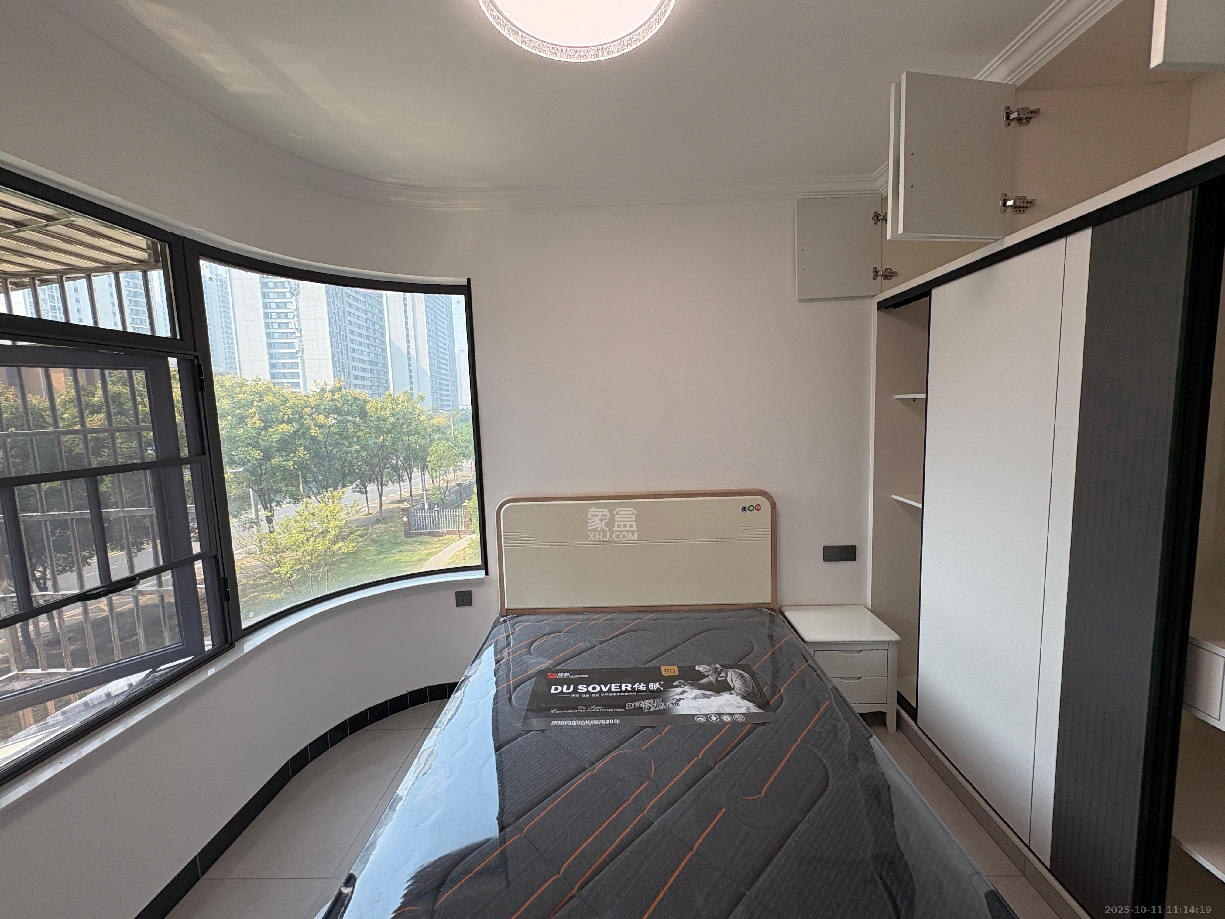 嘉雨东苑  2室1厅1卫    3200.0元/月室内图