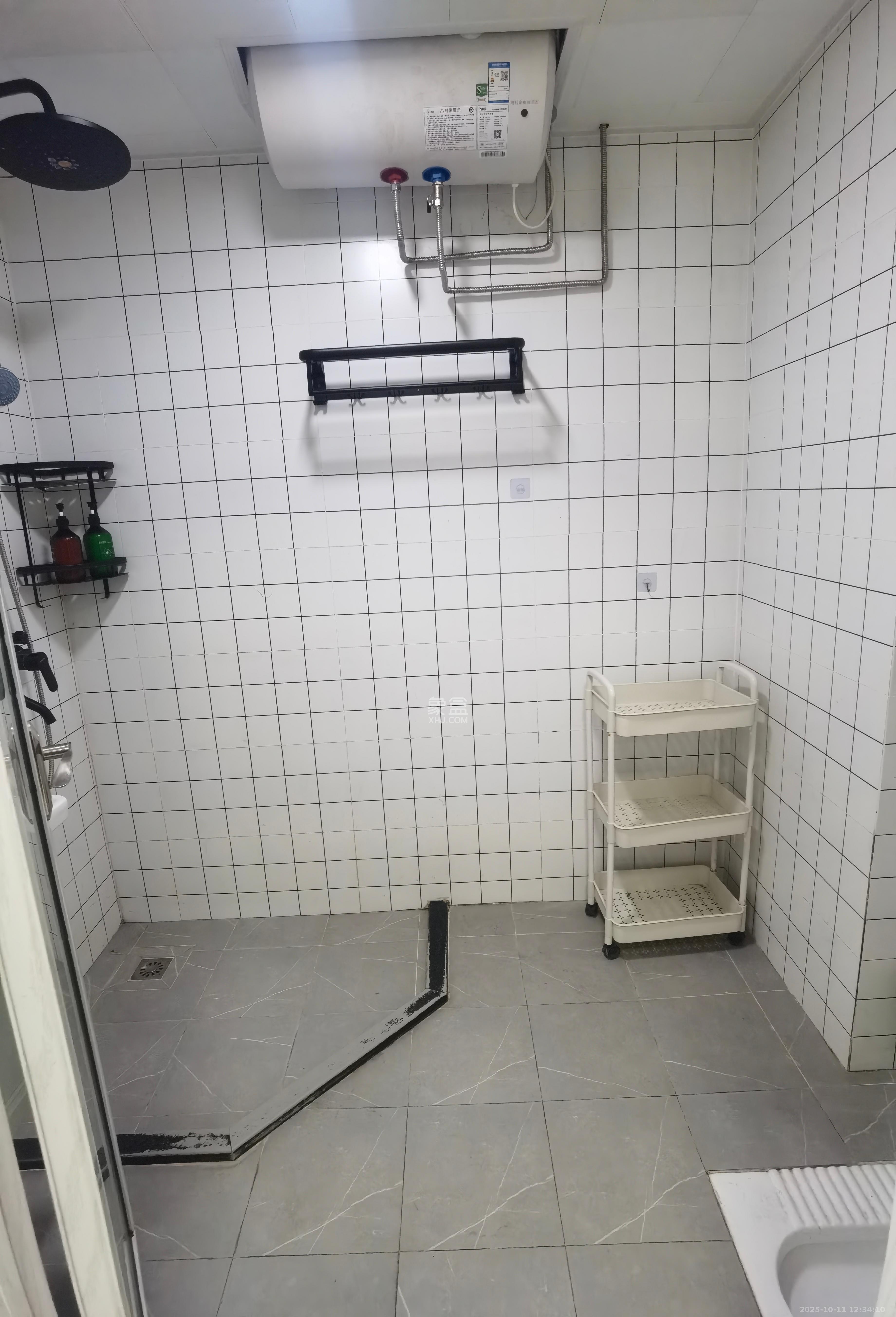 明大佳园  1室1厅1卫    1500.0元/月室内图