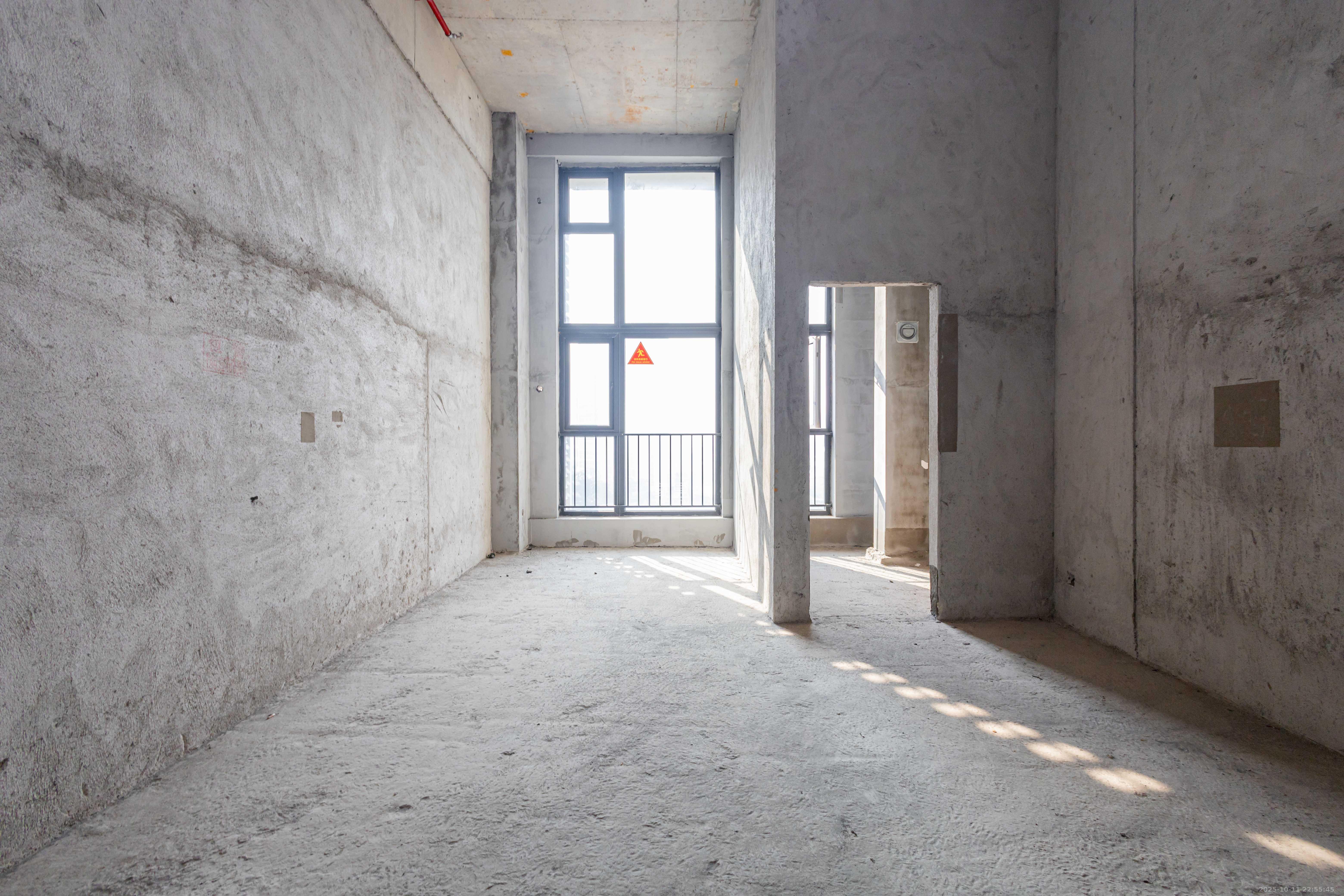 华远碧桂园海蓝城  1室1厅1卫    30.8万客厅