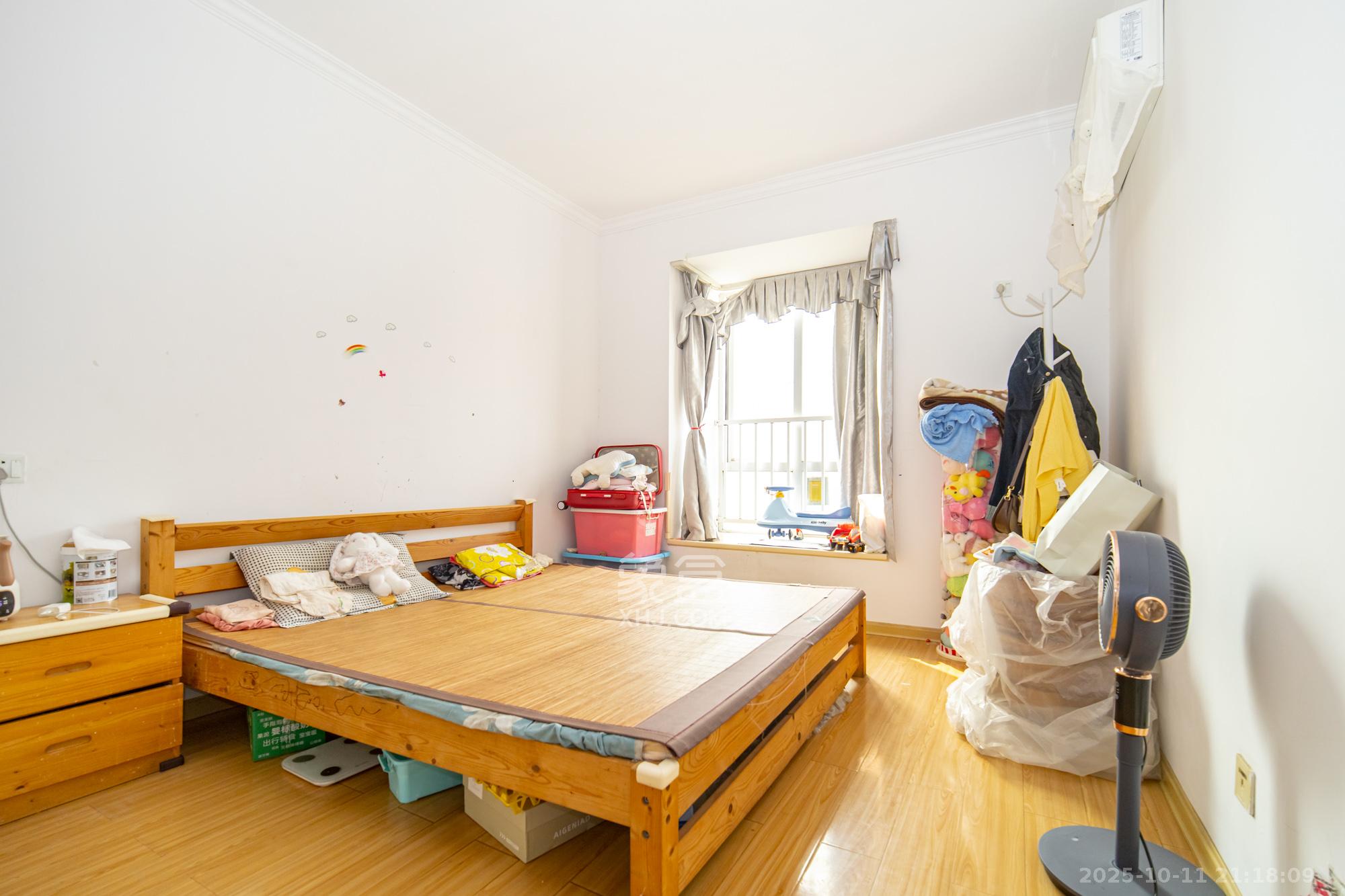 恒广国际景园一二区  2室2厅1卫    54.0万卧室