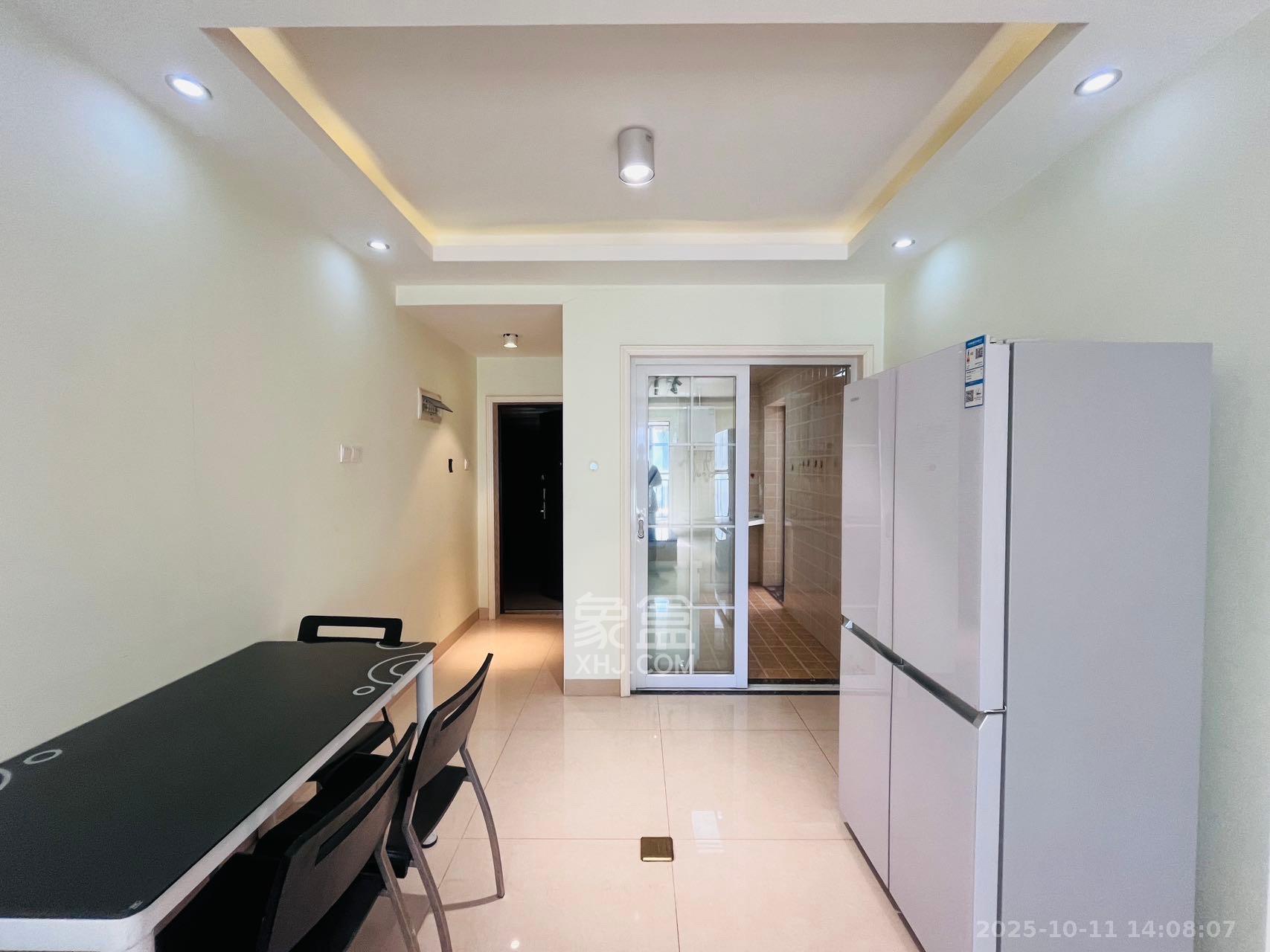 雨花公馆(紫苔名苑) 3室2厅2卫 2800.0元/月 雨花公馆(紫苔名苑) 3室2厅2卫 2800.0元/月室内图