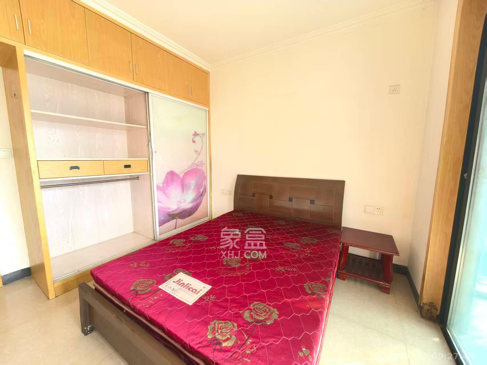 尊邸华庭  2室2厅1卫    1900.0元/月 尊邸华庭  2室2厅1卫    1900.0元/月室内图