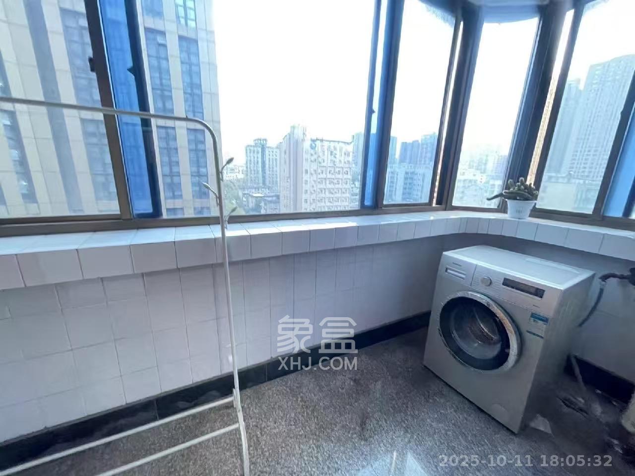 窑岭光大银行宿舍  2室1厅1卫    2500.0元/月室内图