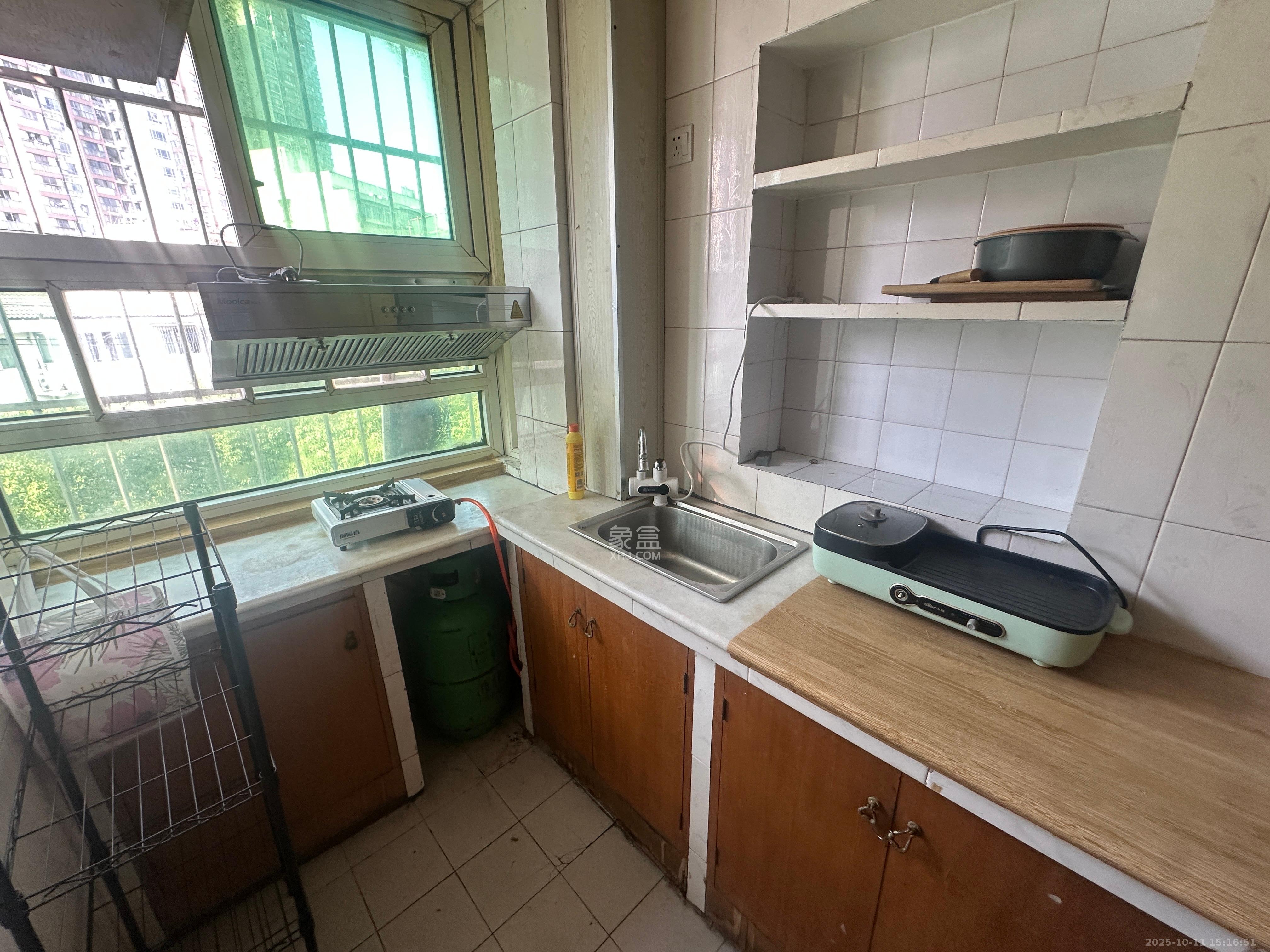 南湖路水工机械厂宿舍  2室2厅1卫    1200.0元/月室内图