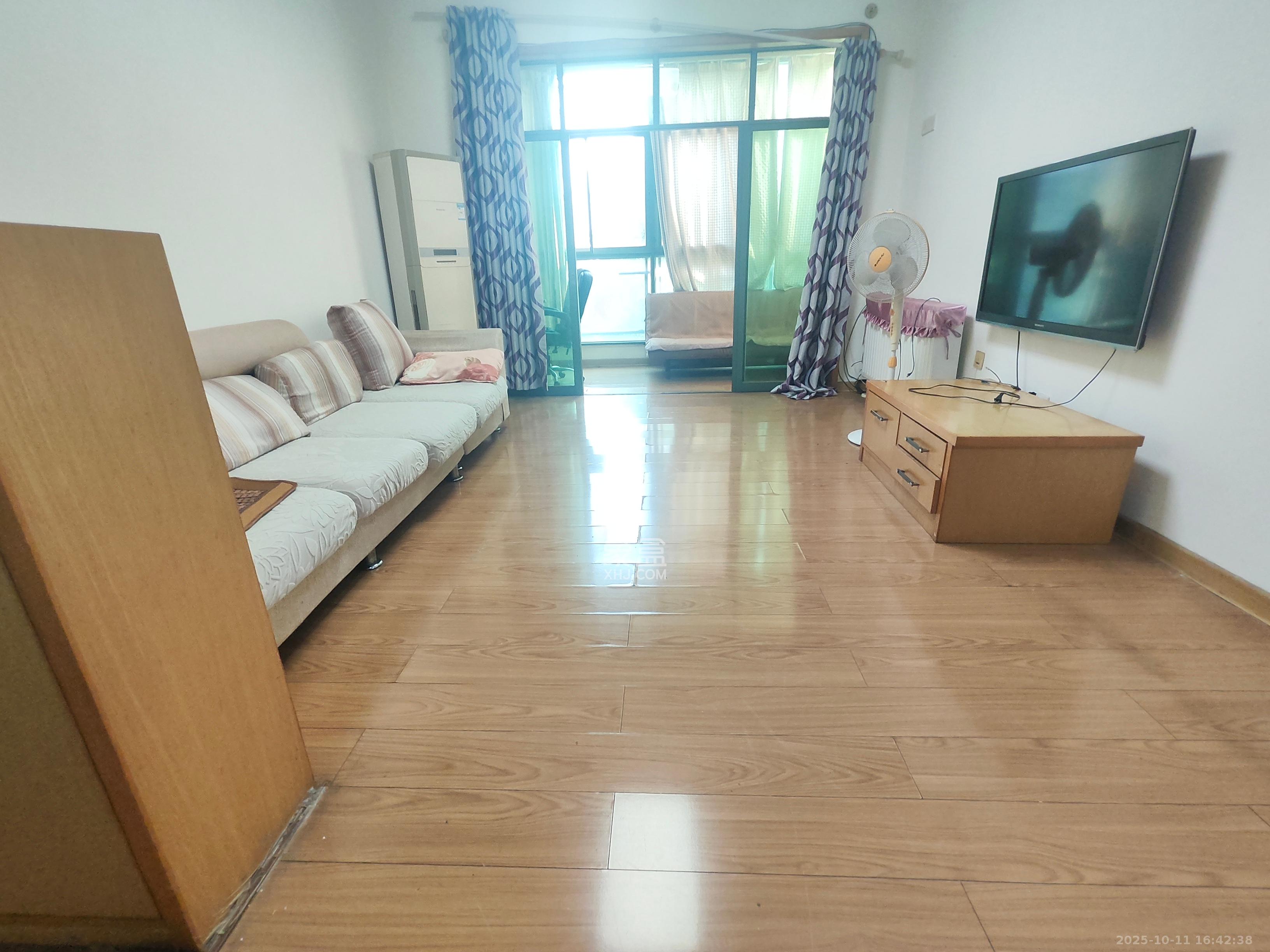 颐美园  2室2厅1卫    2300.0元/月