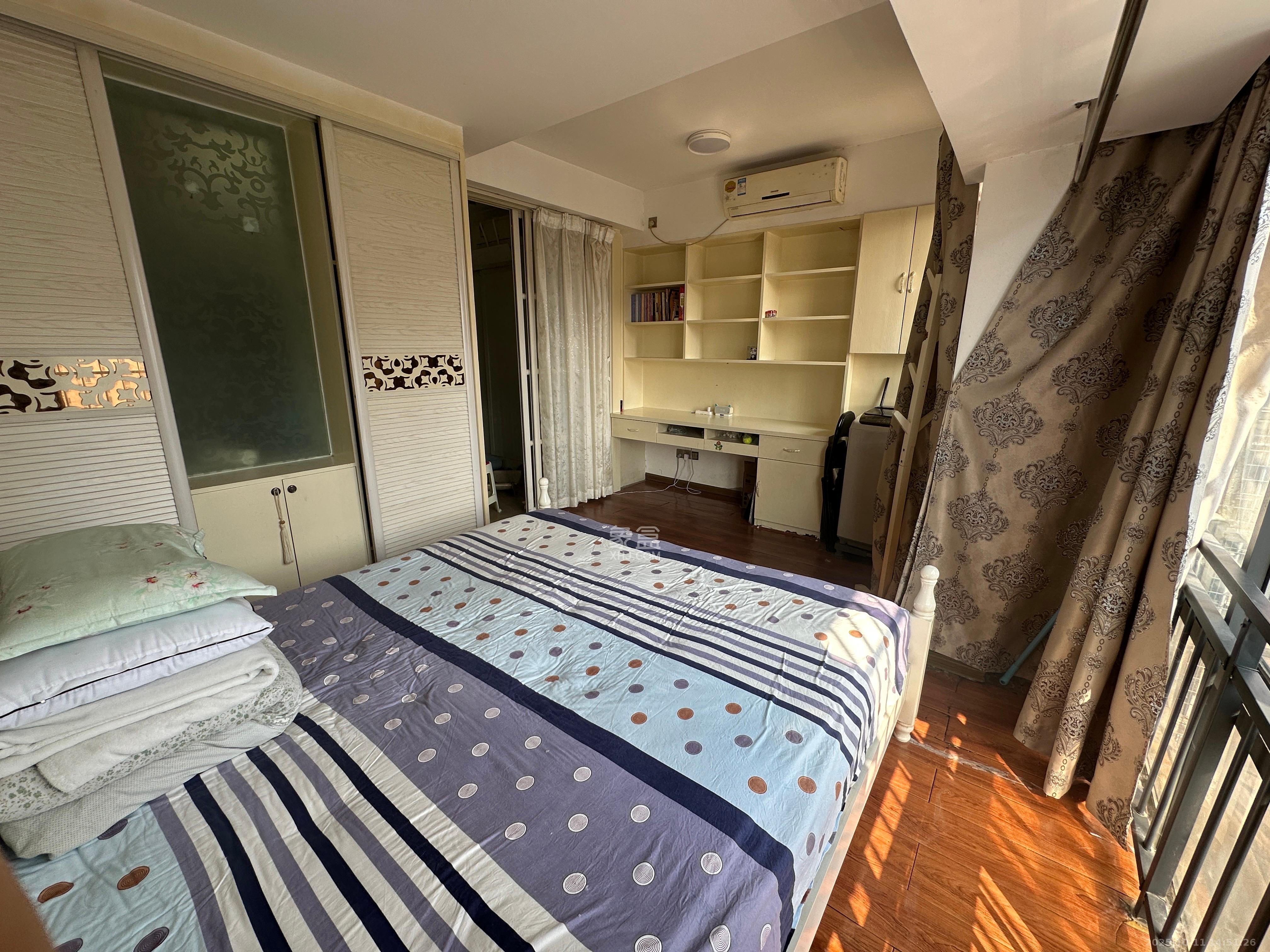 时代公馆 1室1厅1卫 1700.0元/月 时代公馆 1室1厅1卫 1700.0元/月室内图