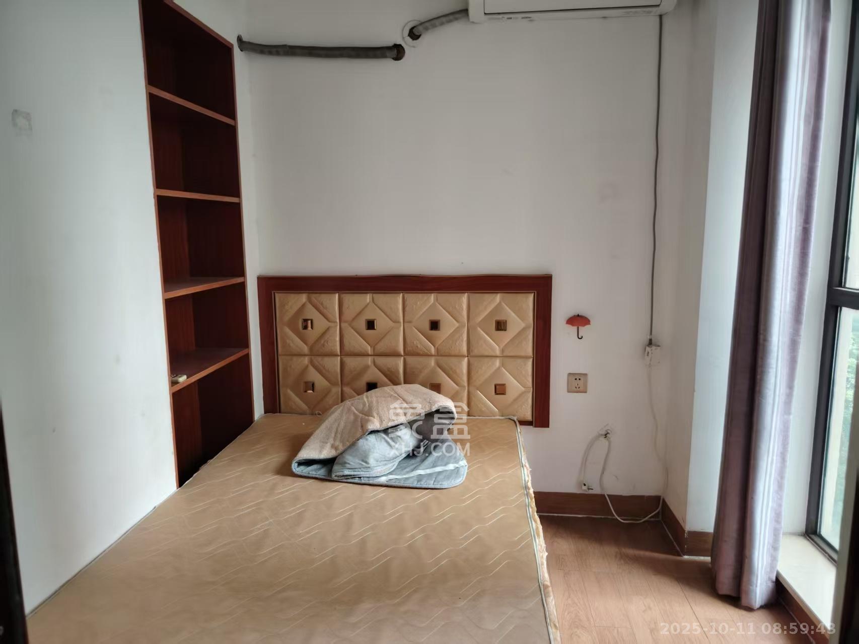 金科时代中心  3室2厅1卫    2000.0元/月室内图