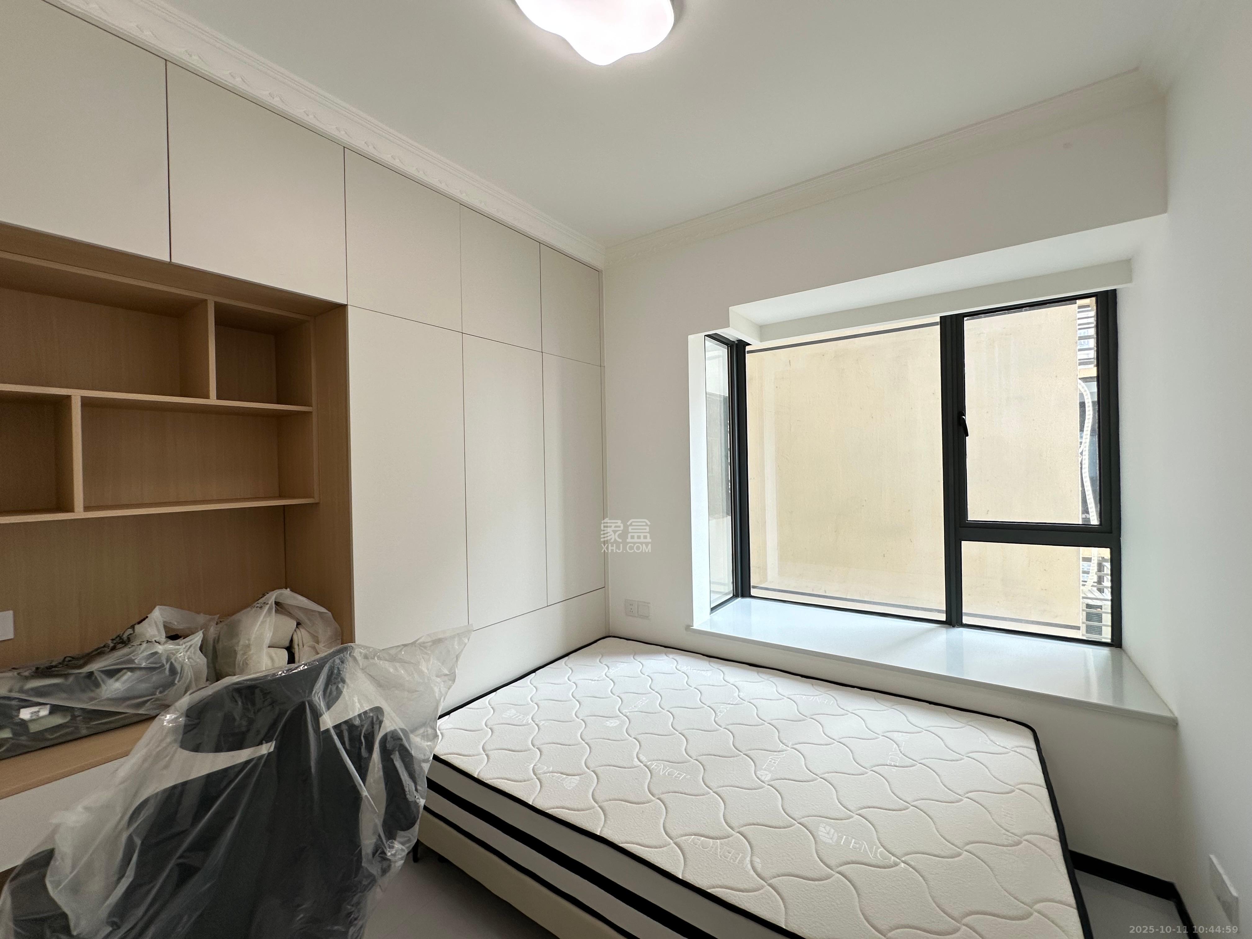 岭福家苑(天心佳苑) 3室2厅2卫 3300.0元/月 岭福家苑(天心佳苑) 3室2厅2卫 3300.0元/月室内图