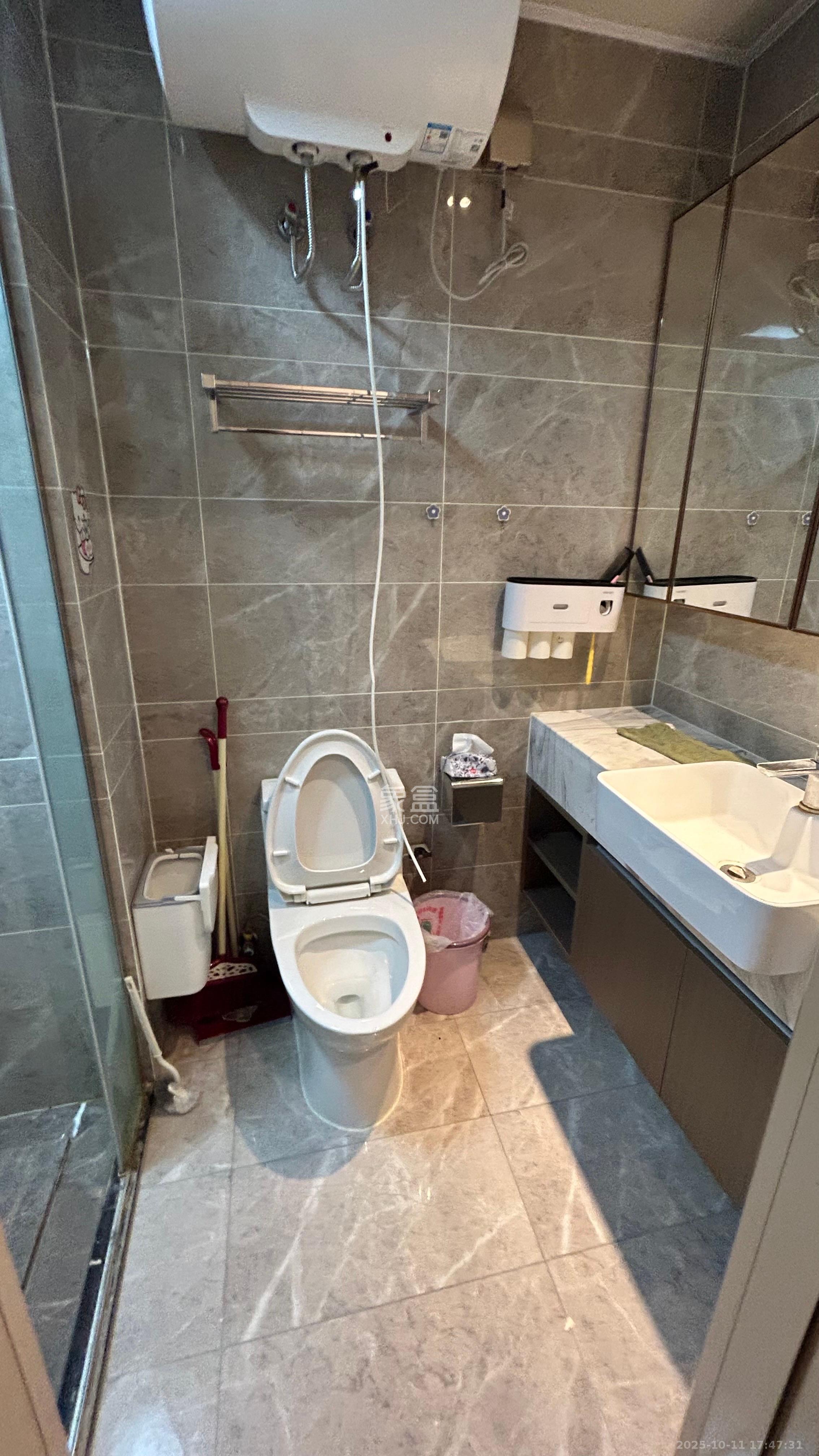 福天藏郡院子  1室1厅1卫    1000.0元/月 福天藏郡院子  1室1厅1卫    1000.0元/月