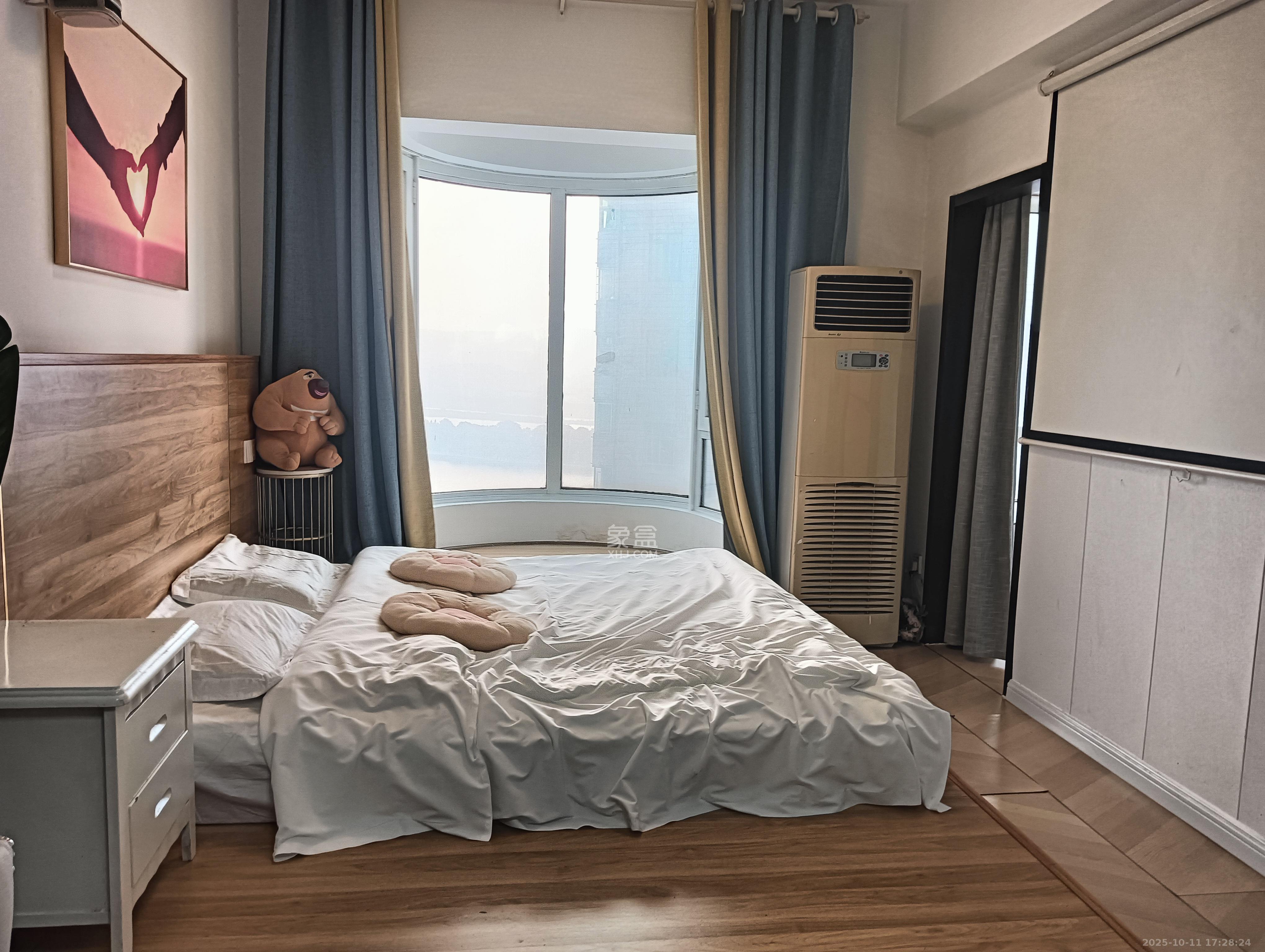 汀兰雅苑  1室1厅1卫    1700.0元/月 汀兰雅苑  1室1厅1卫    1700.0元/月