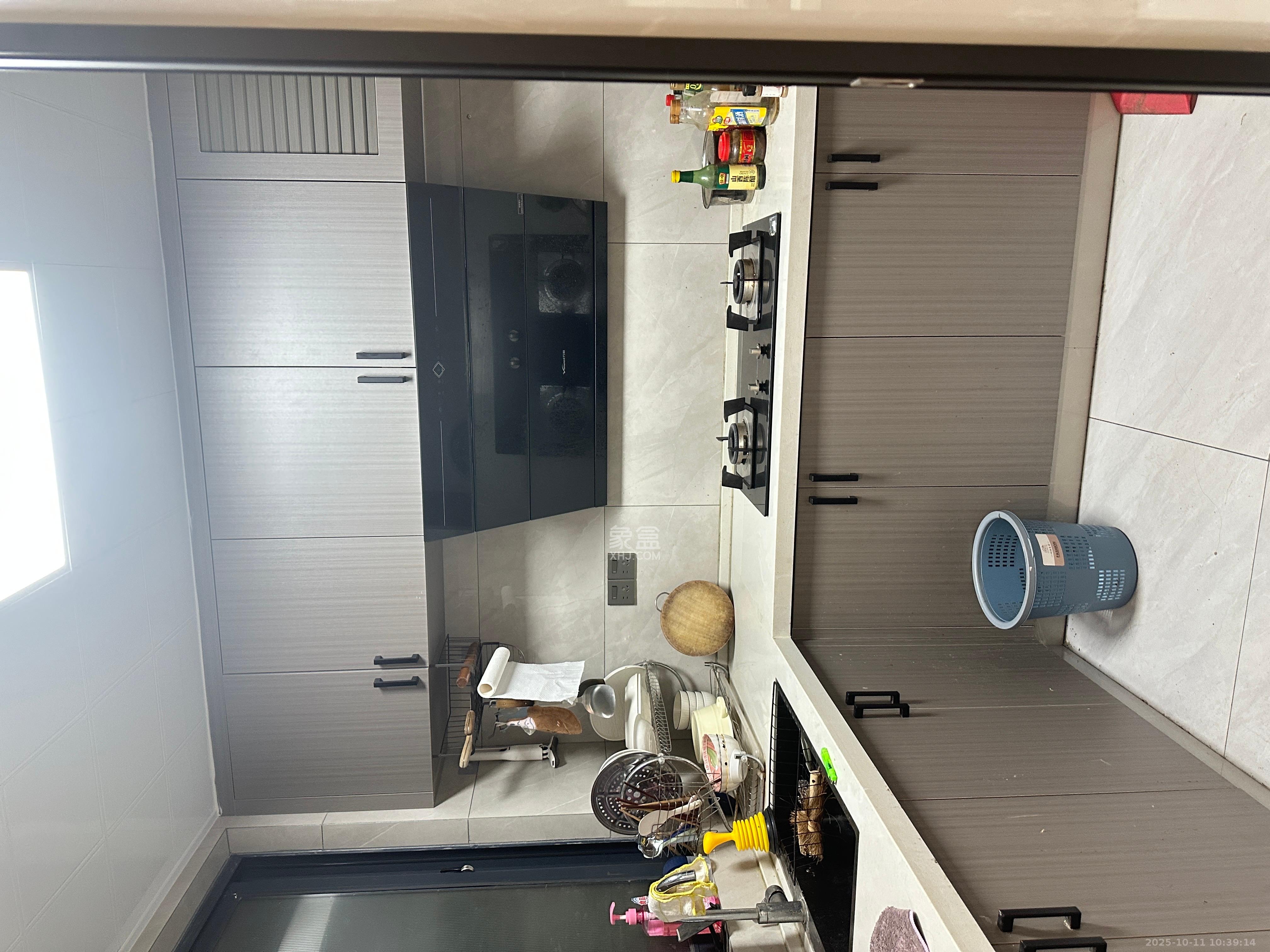 邦盛水岸御园  4室2厅2卫    2800.0元/月 邦盛水岸御园  4室2厅2卫    2800.0元/月室内图