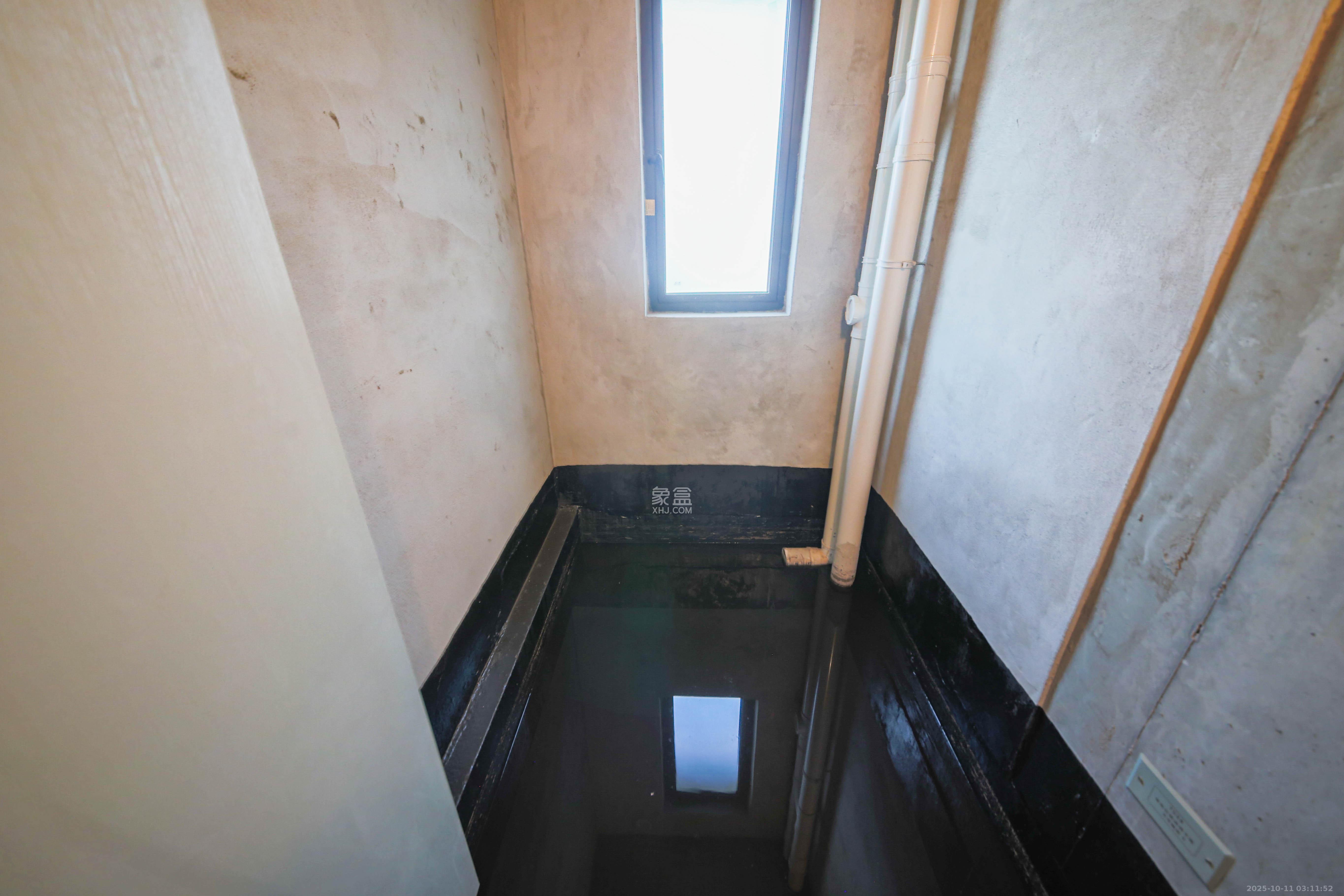 中建钰和城  4室2厅2卫    188.0万卫生间