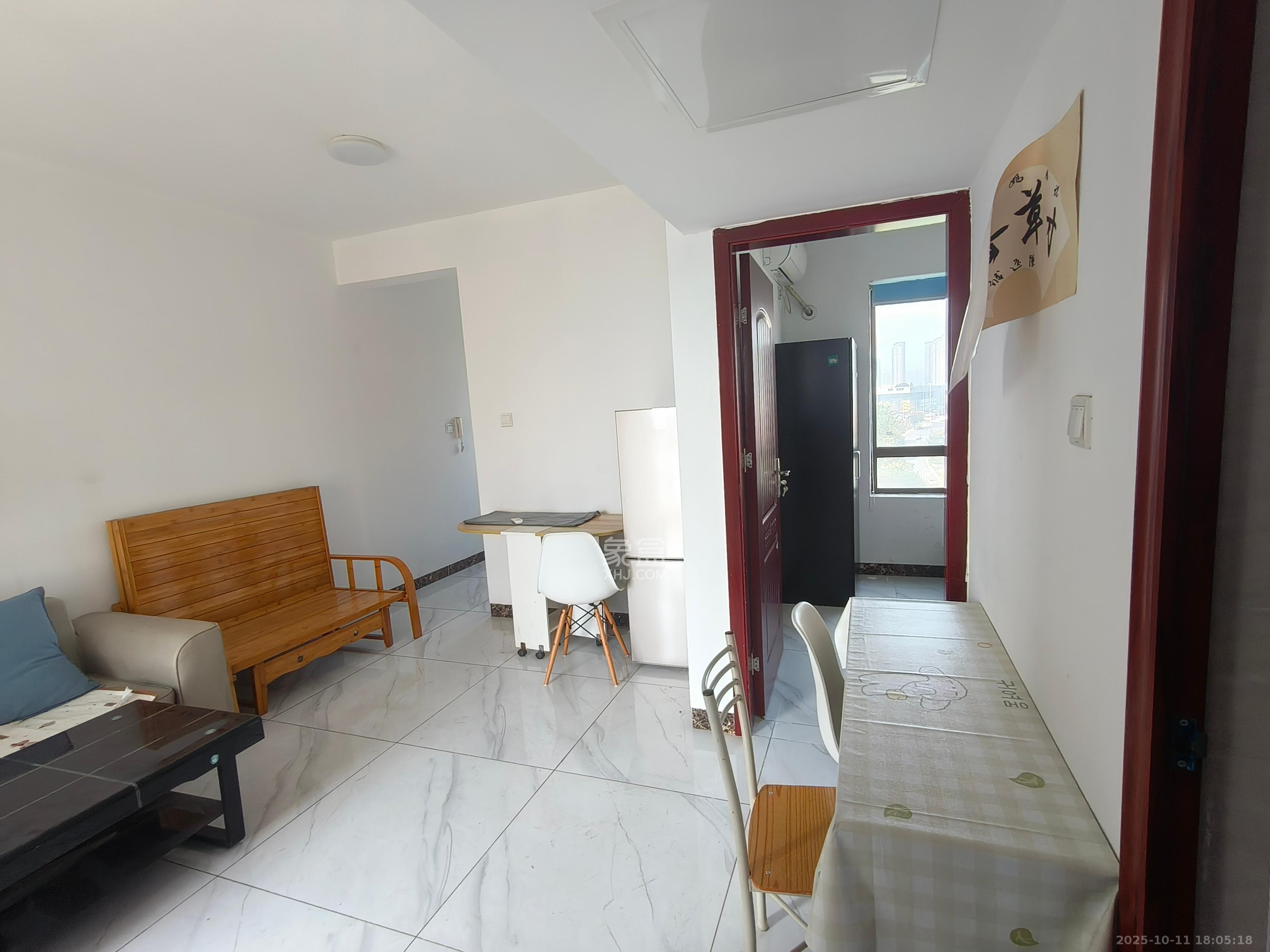 水映加州 2室1厅1卫 2000.0元/月 水映加州 2室1厅1卫 2000.0元/月室内图