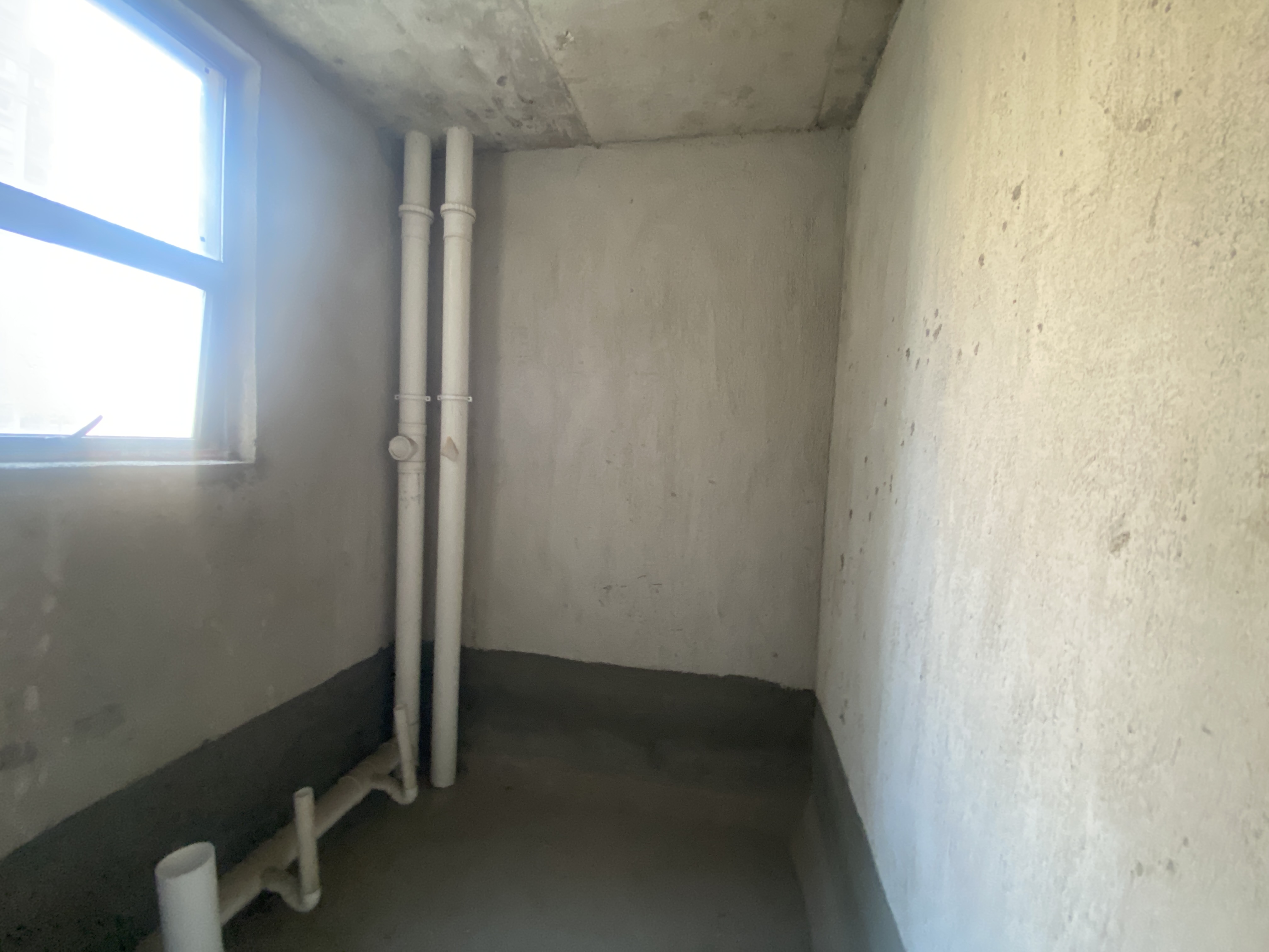 水域中央 3室2厅2卫 66.0万 水域中央 3室2厅2卫 66.0万客厅