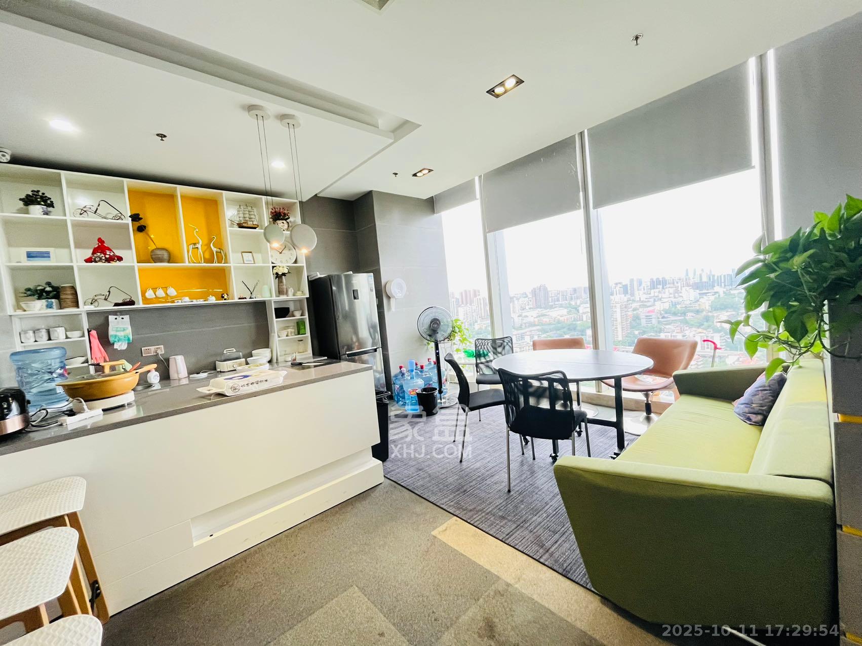 华创国际广场   516.0㎡      28000.0元/月室内图