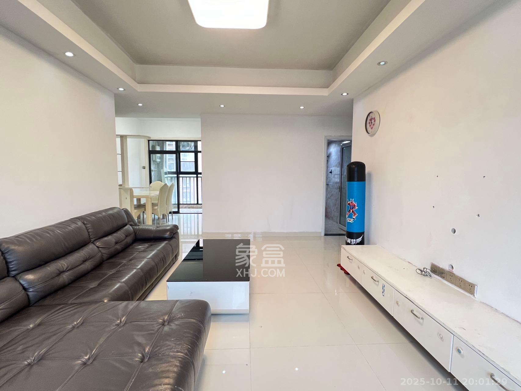 麓谷明珠 2室2厅1卫 2400.0元/月 麓谷明珠 2室2厅1卫 2400.0元/月室内图